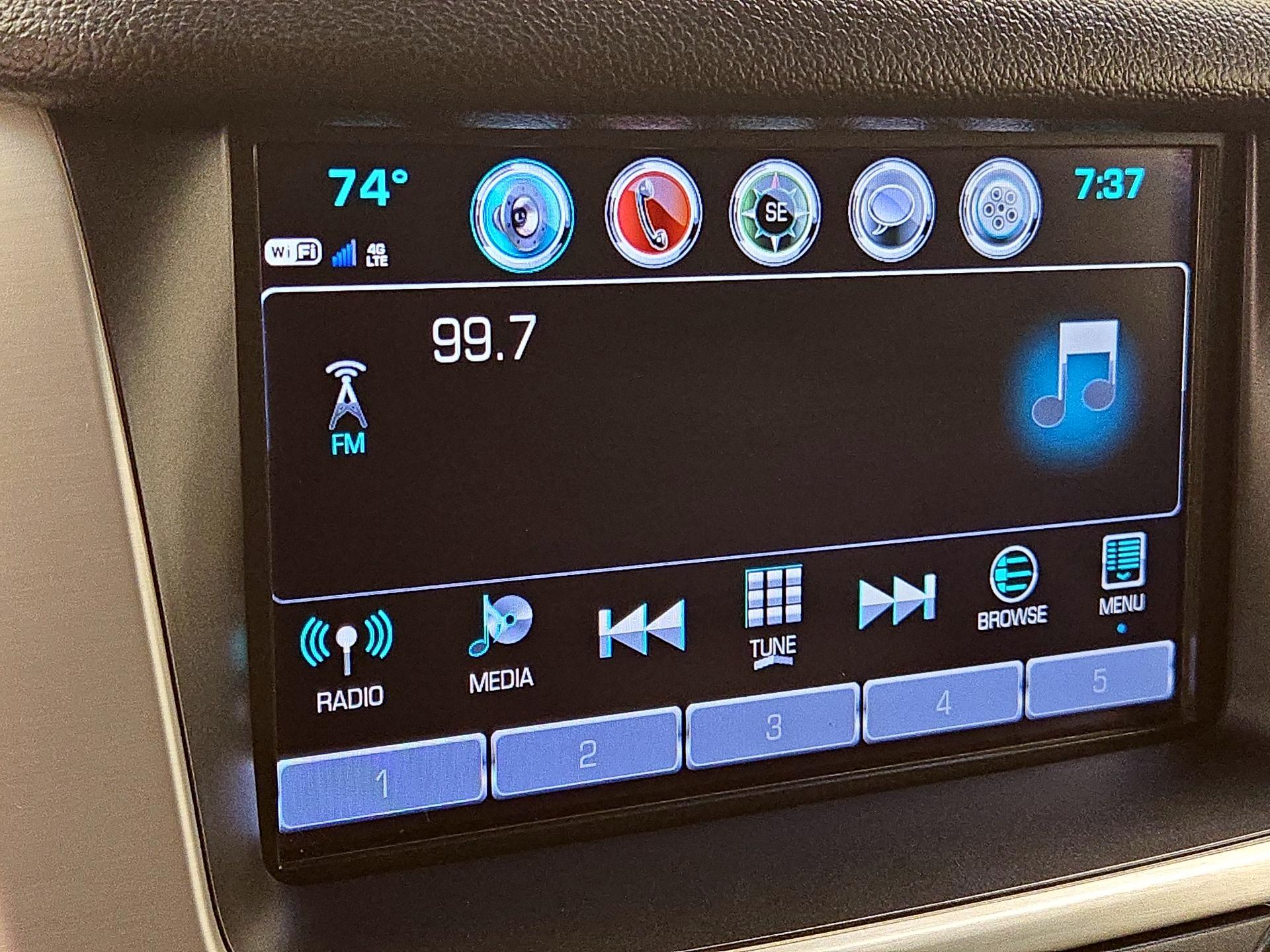 Thumbnail: 2019 GMC Yukon XL - 16