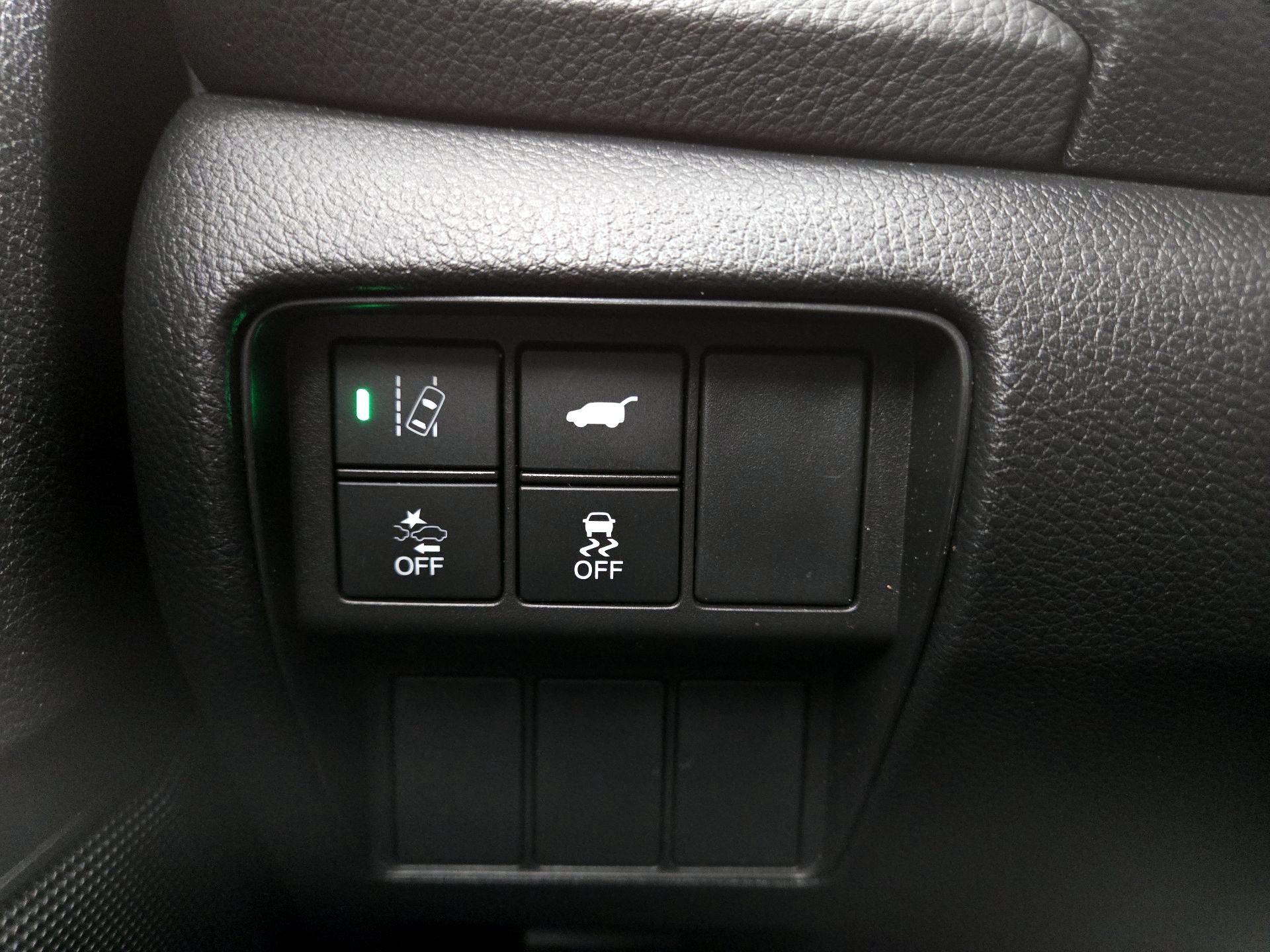 Thumbnail: 2017 Honda CR-V - 11