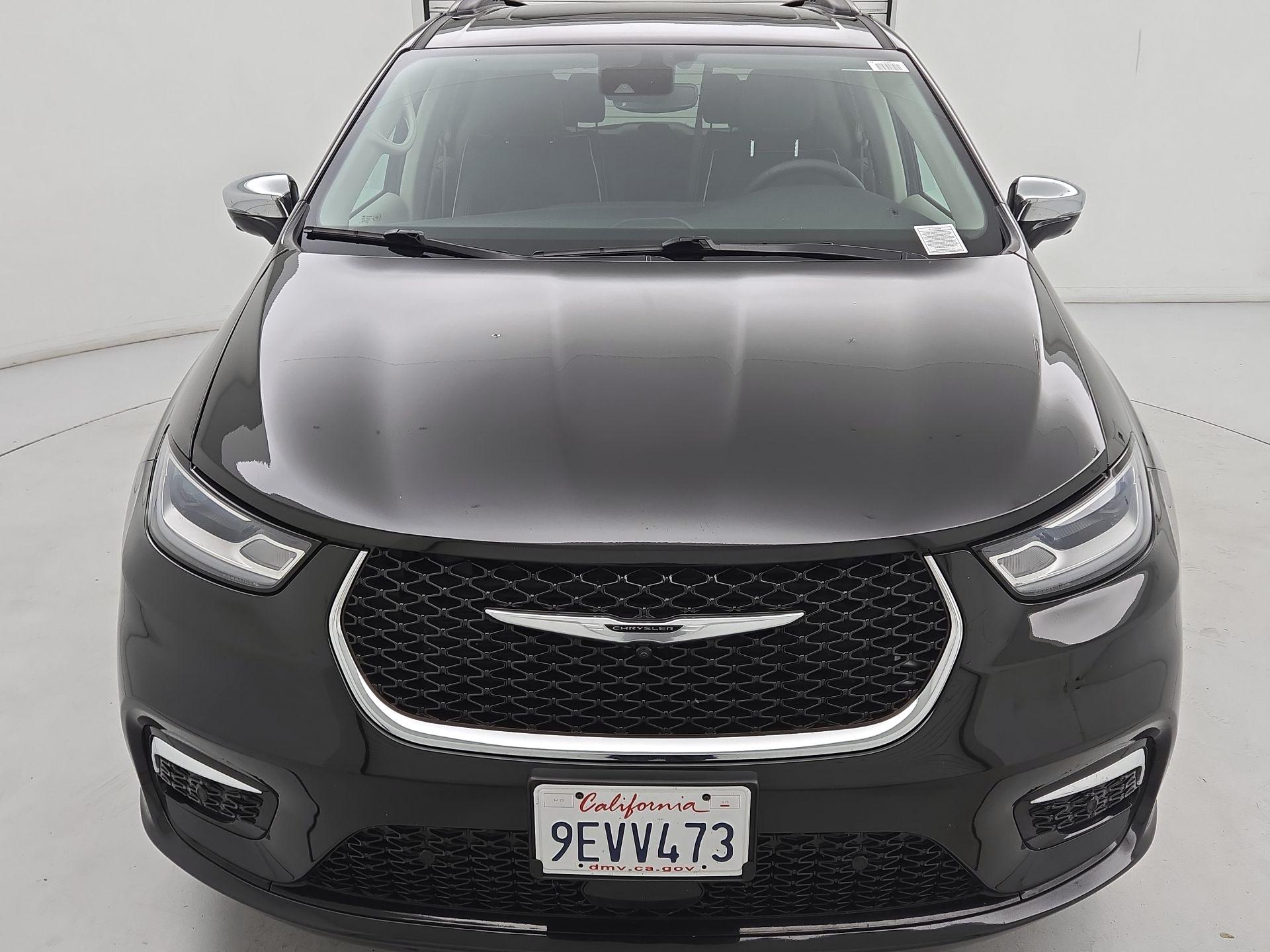 Thumbnail: 2022 Chrysler Pacifica - 2