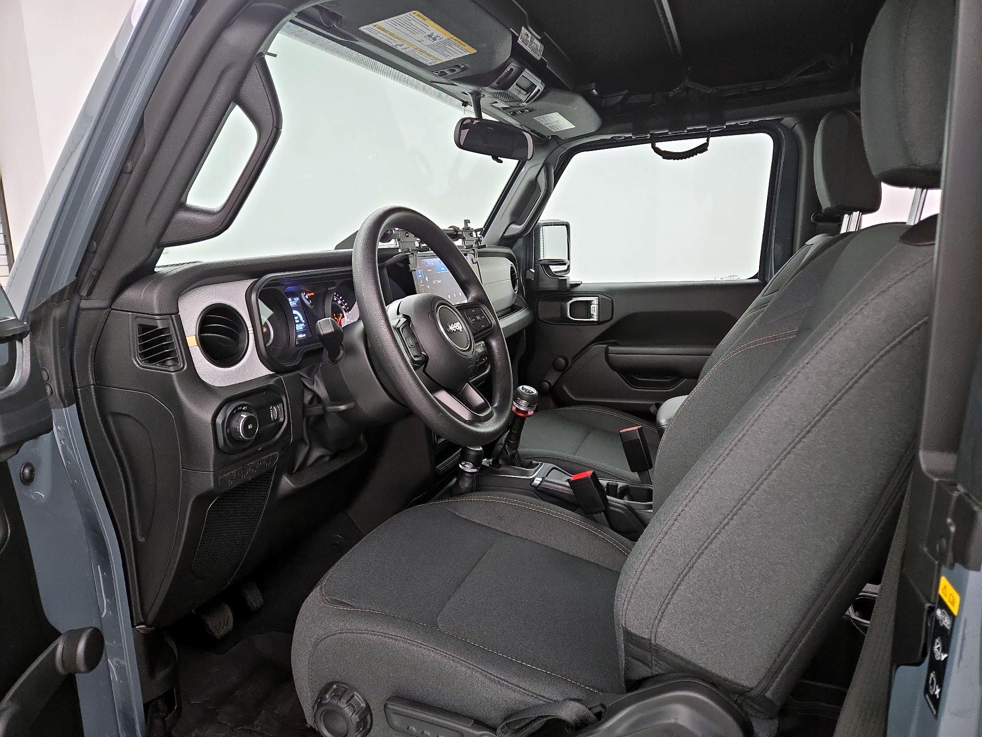 Thumbnail: 2024 Jeep Wrangler - 9