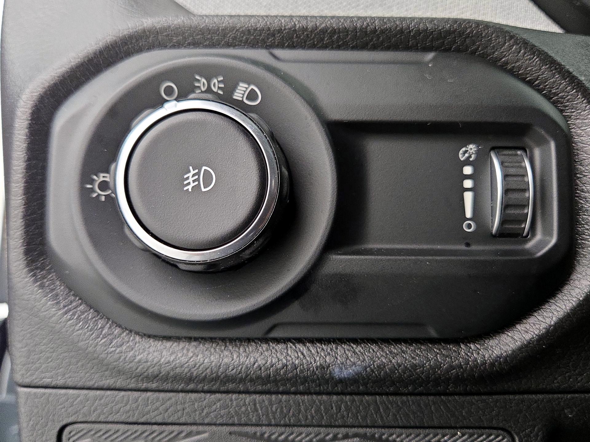 Thumbnail: 2024 Jeep Wrangler - 11