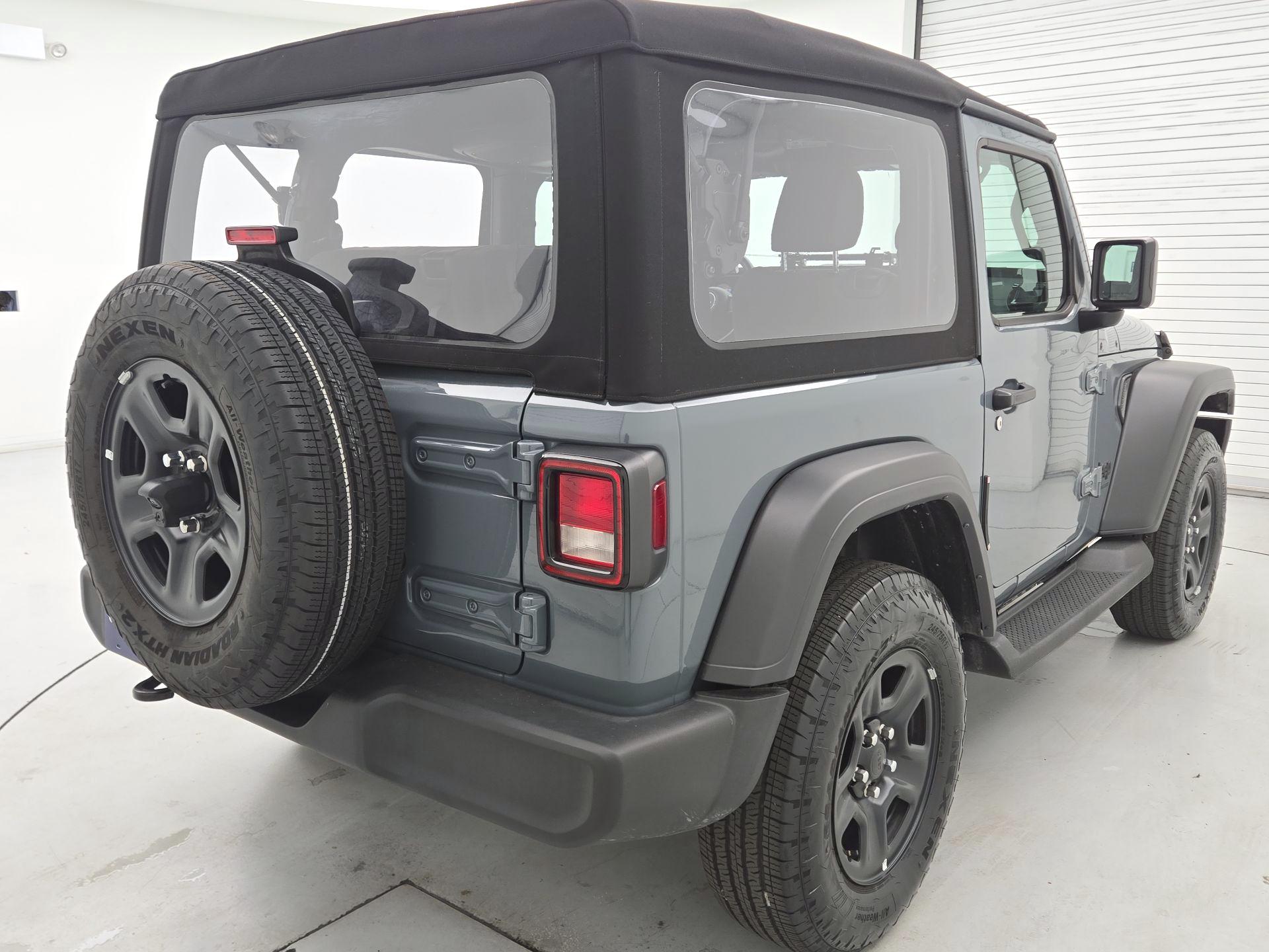 Thumbnail: 2024 Jeep Wrangler - 5