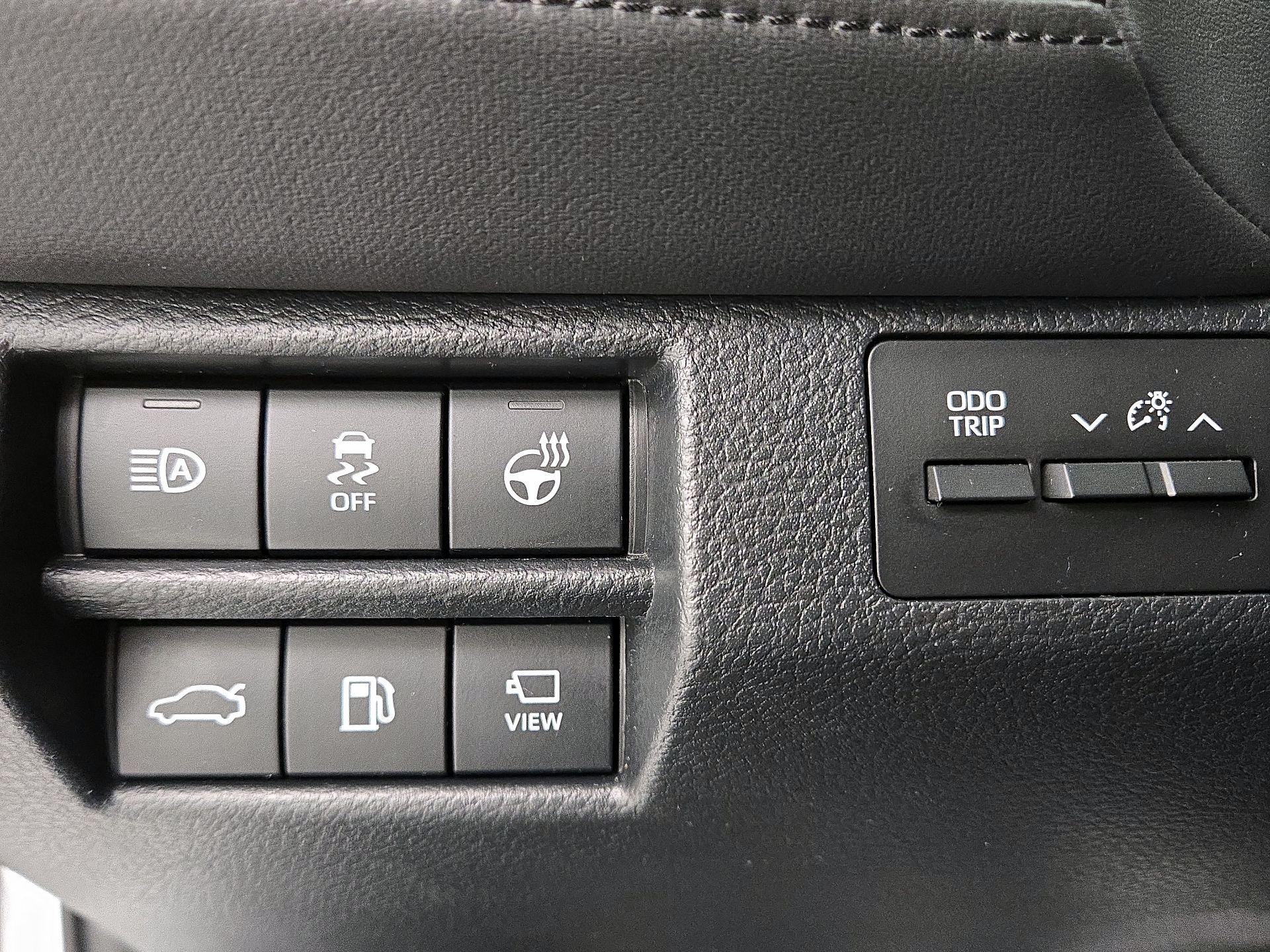 Thumbnail: 2019 Toyota Avalon - 11