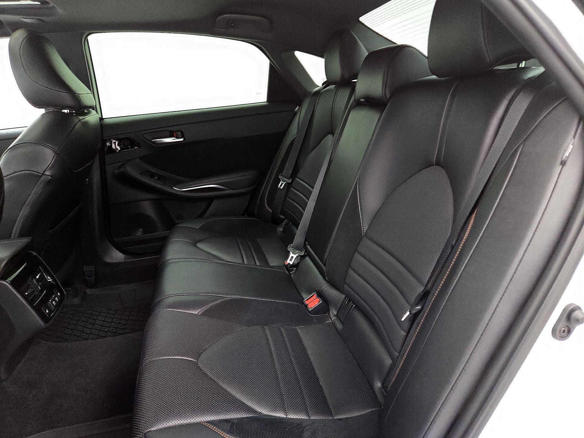Thumbnail: 2019 Toyota Avalon - 19