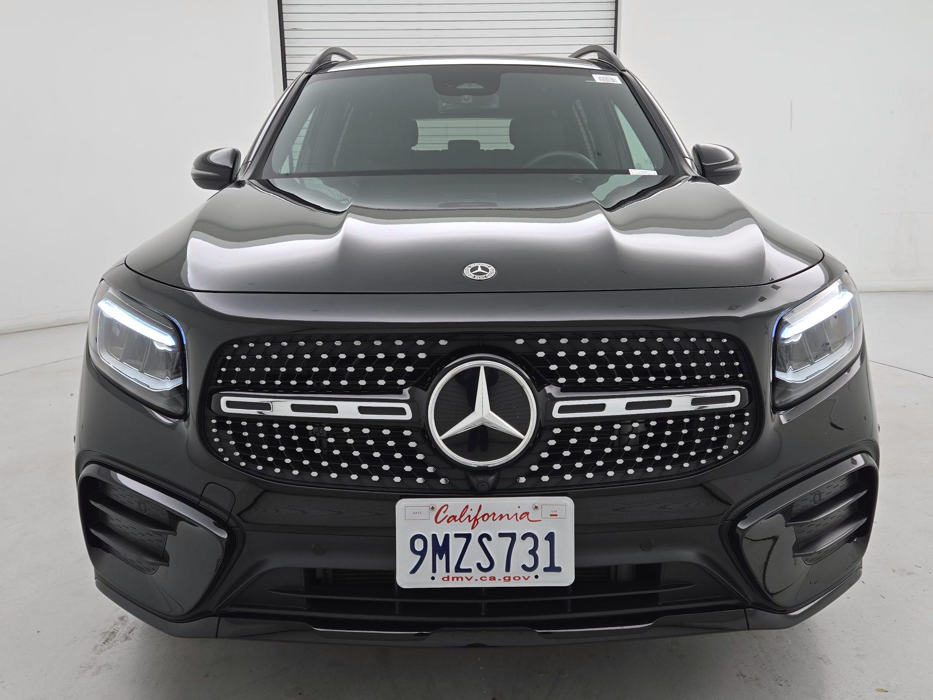 Thumbnail: 2024 Mercedes-Benz GLB - 2