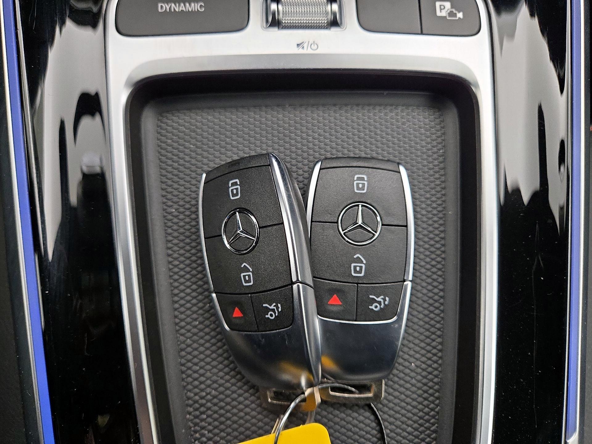 Thumbnail: 2024 Mercedes-Benz GLB - 20