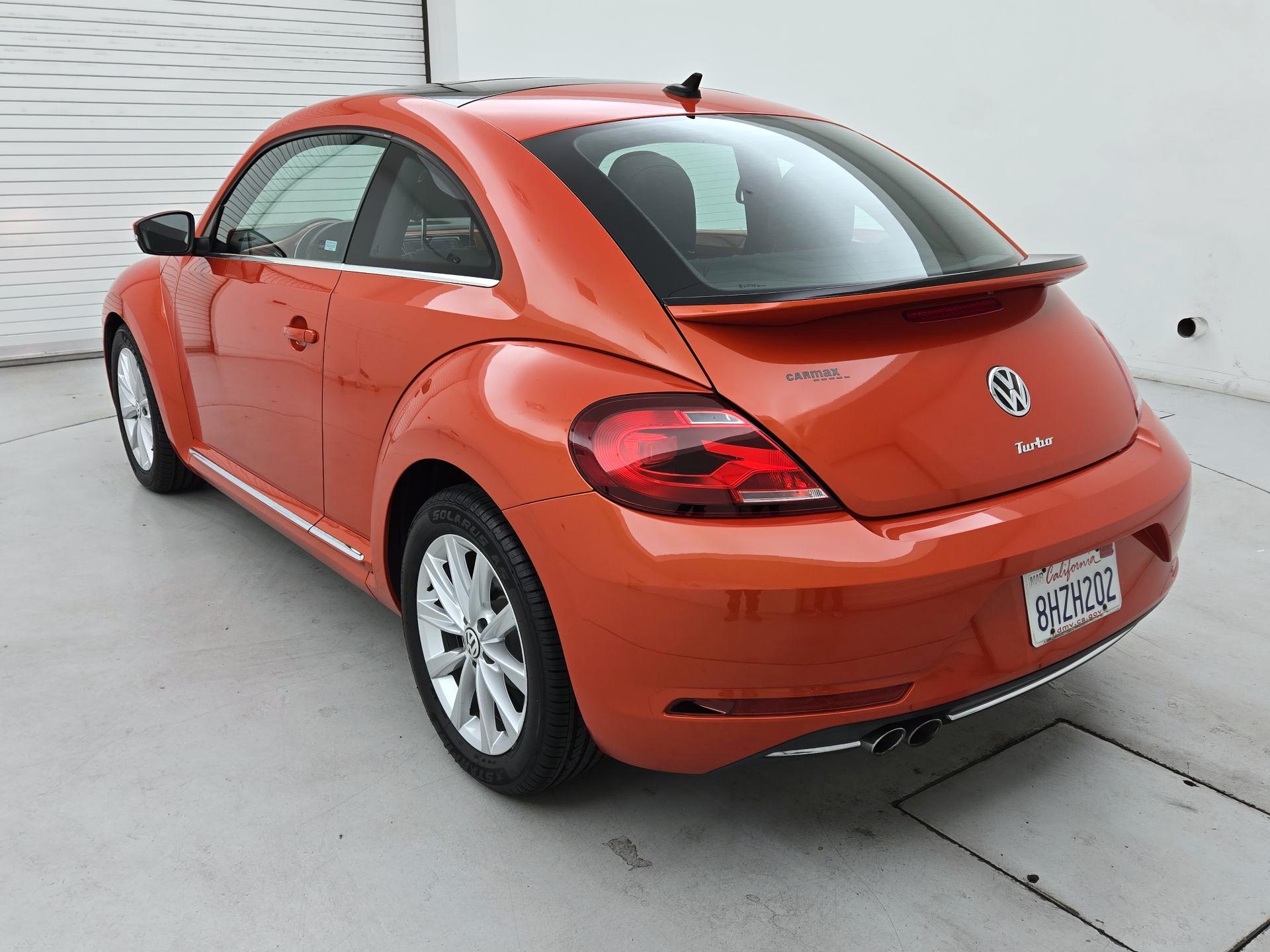 Thumbnail: 2019 Volkswagen Beetle - 7