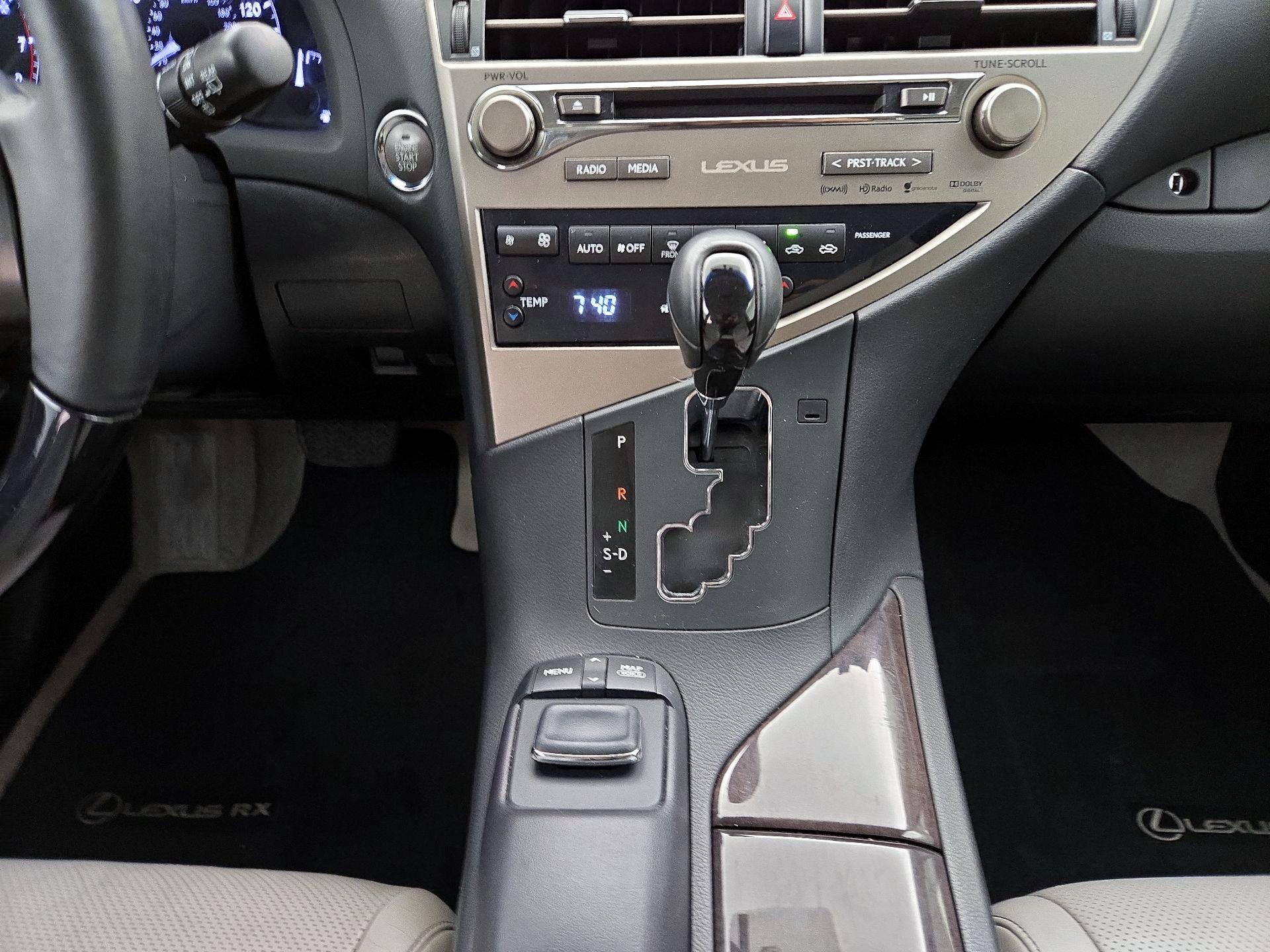 Thumbnail: 2015 Lexus RX - 16