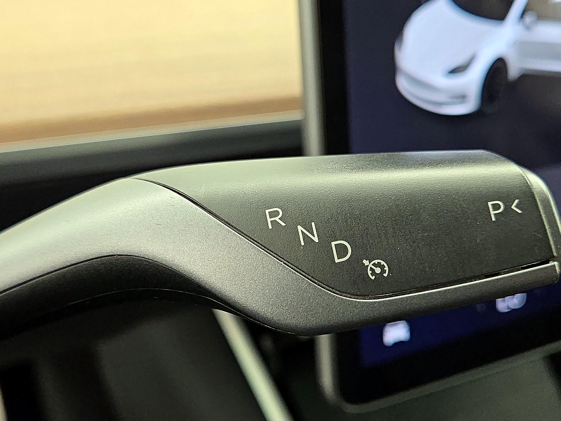 Thumbnail: 2020 Tesla Model 3 - 16