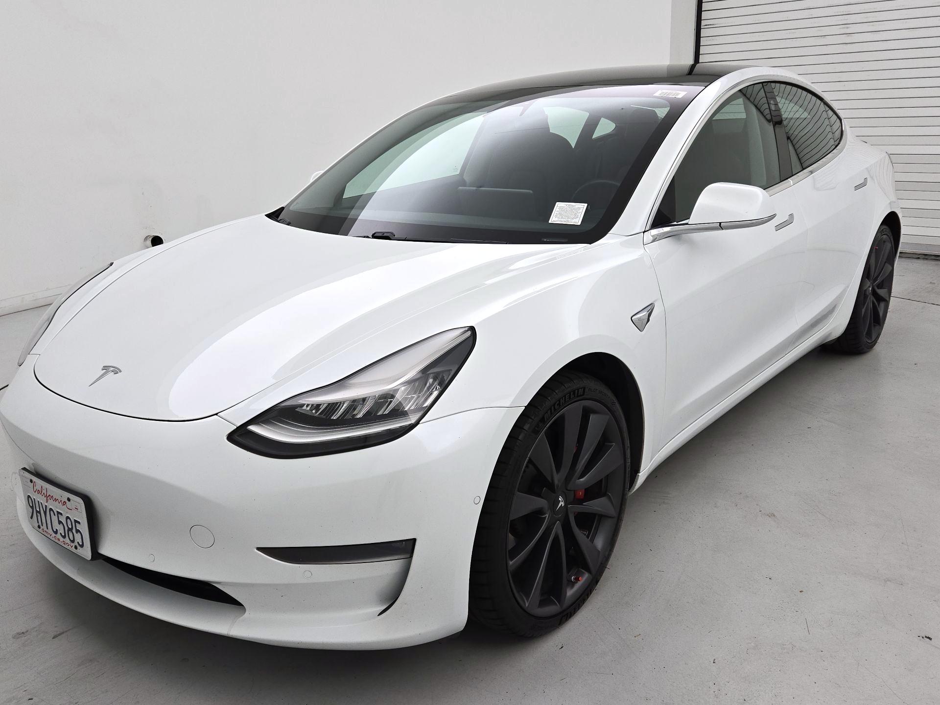 Thumbnail: 2020 Tesla Model 3 - 3