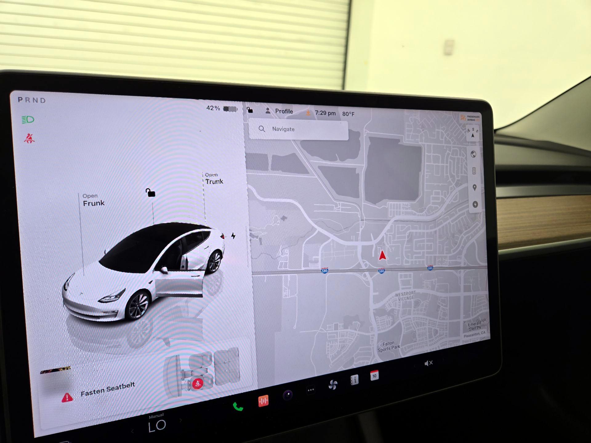 Thumbnail: 2022 Tesla Model 3 - 11
