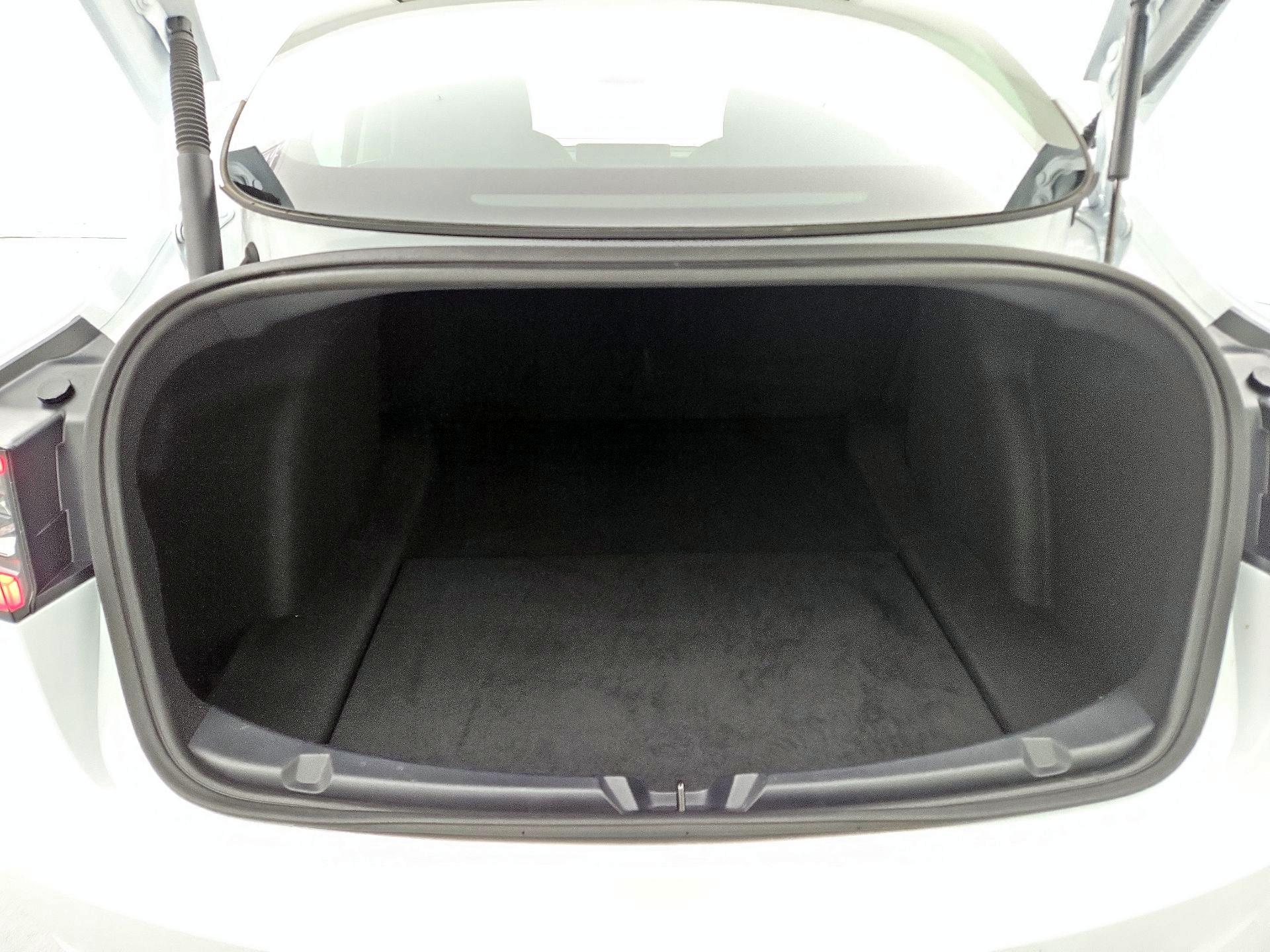 Thumbnail: 2022 Tesla Model 3 - 18