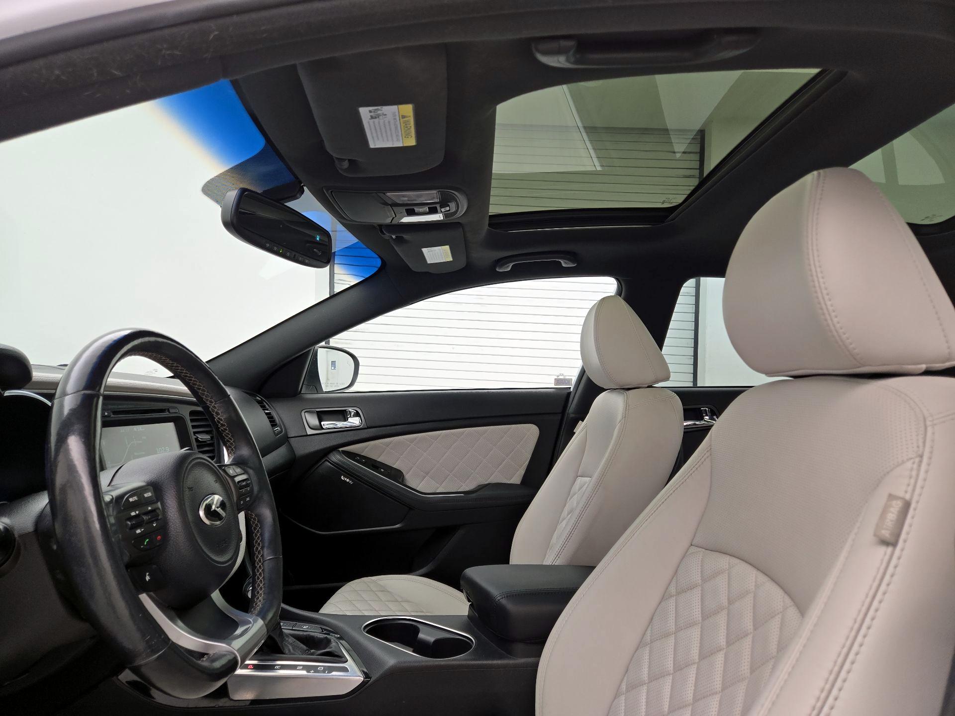 Thumbnail: 2015 Kia Optima - 20