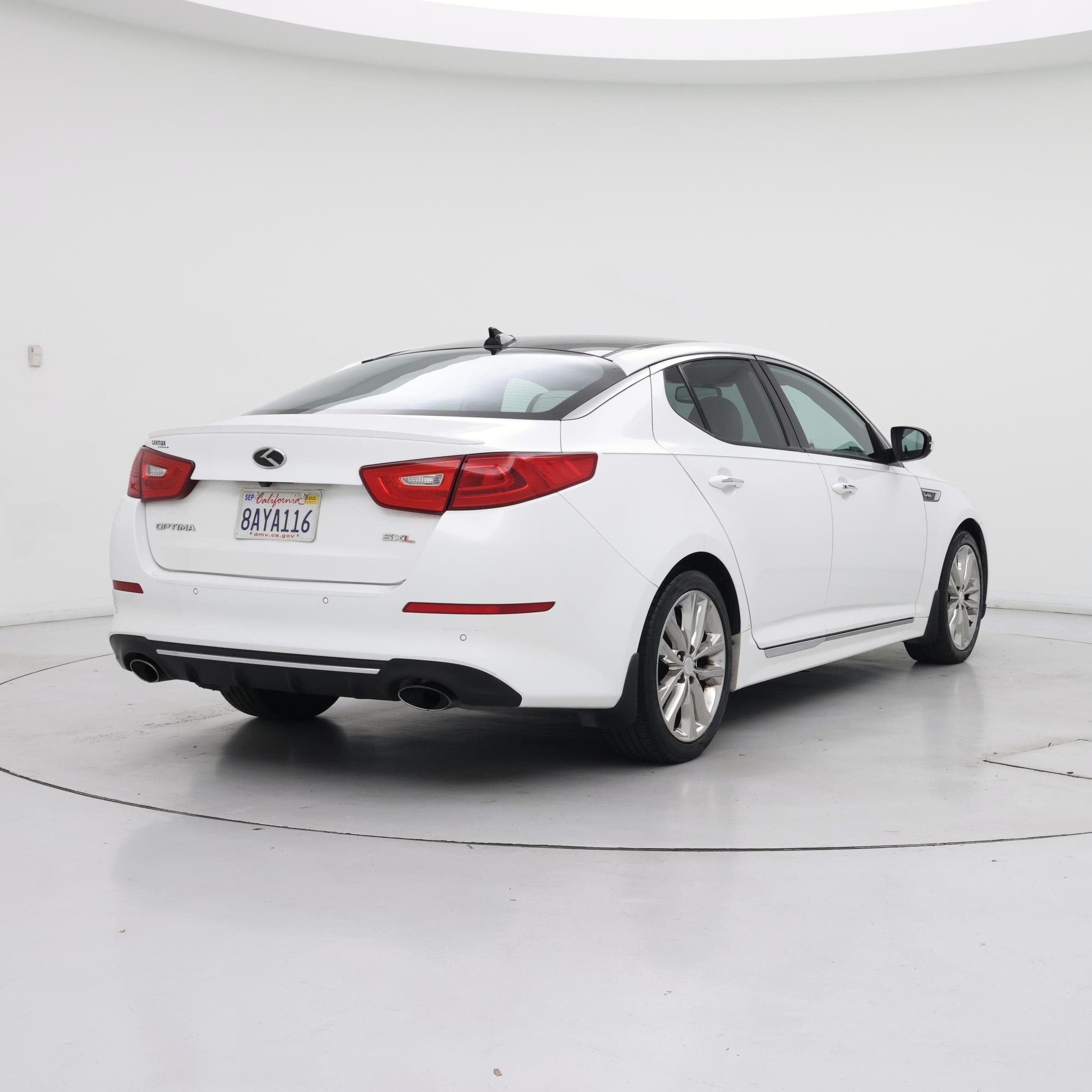 Thumbnail: 2015 Kia Optima - 8