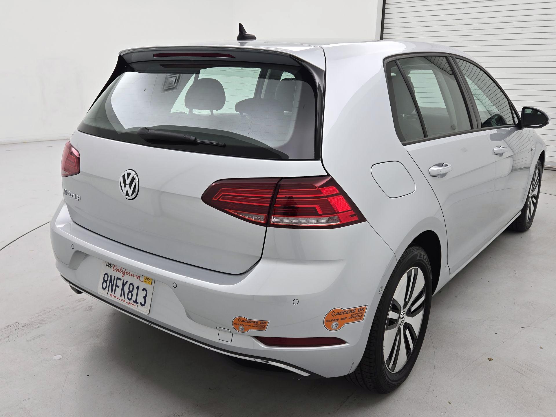 Thumbnail: 2019 Volkswagen e-Golf - 5