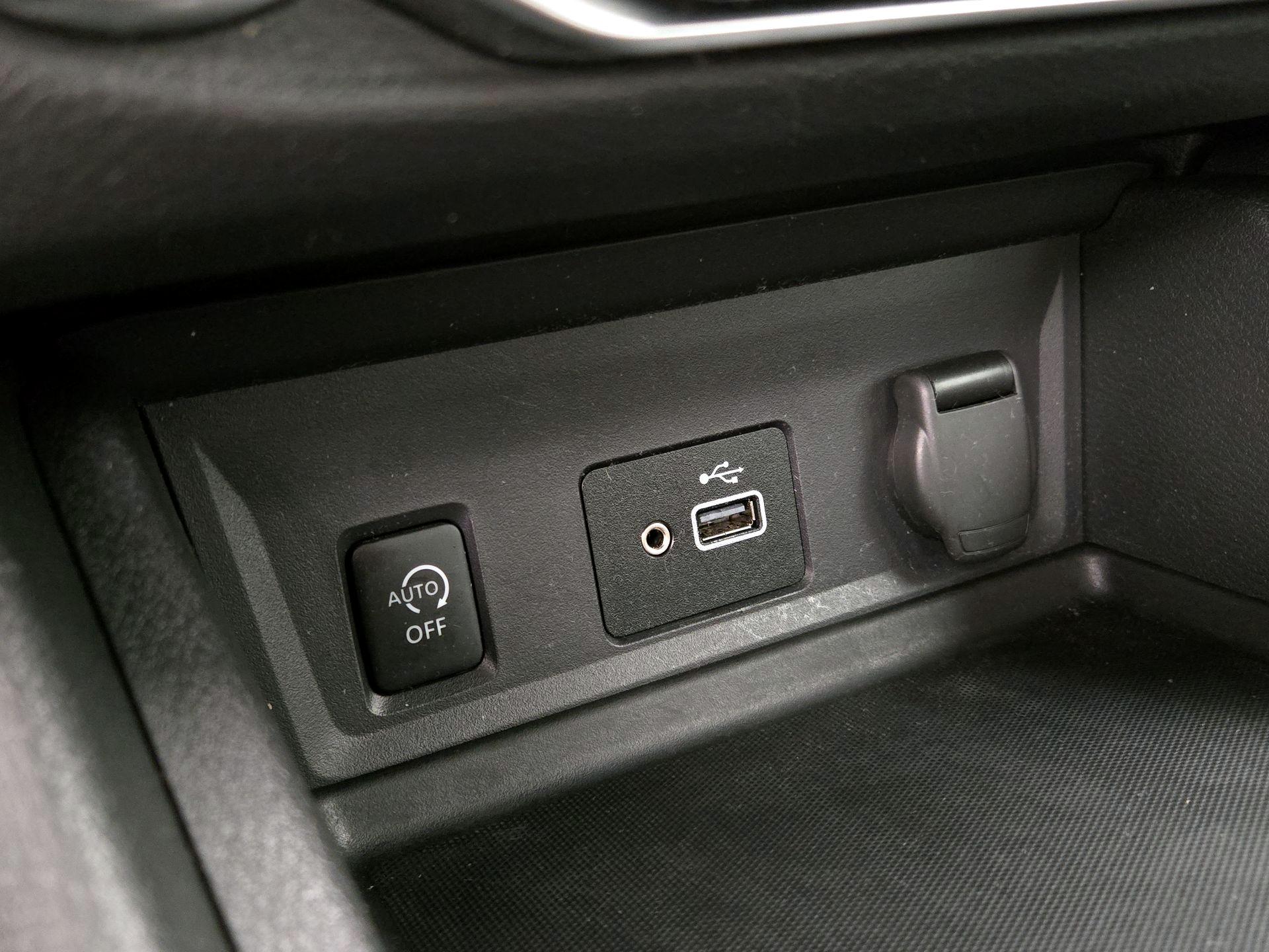 Thumbnail: 2024 Nissan Sentra - 16