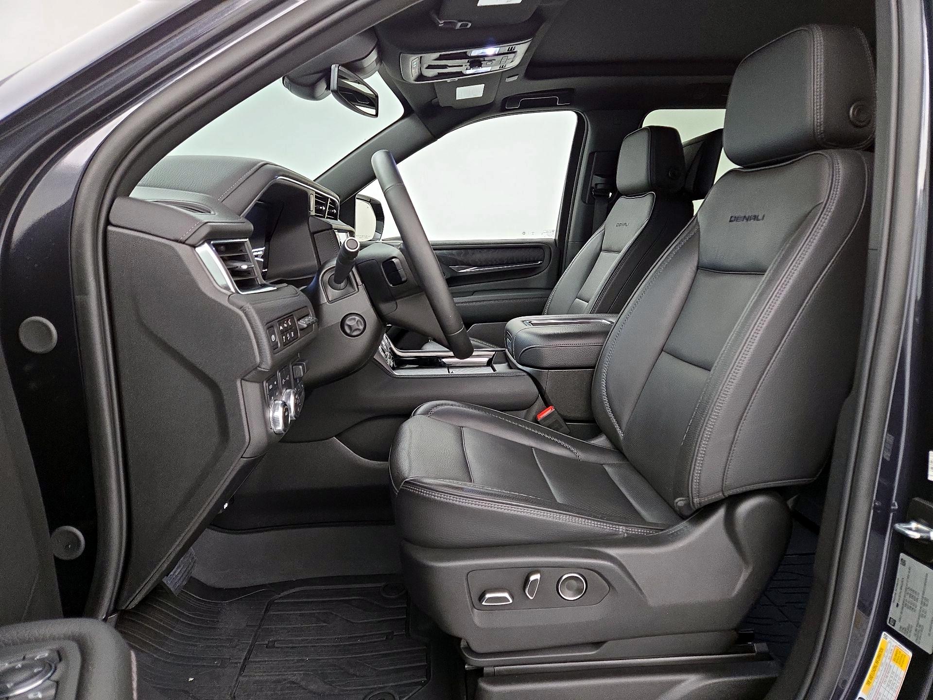 Thumbnail: 2024 GMC Yukon XL - 9
