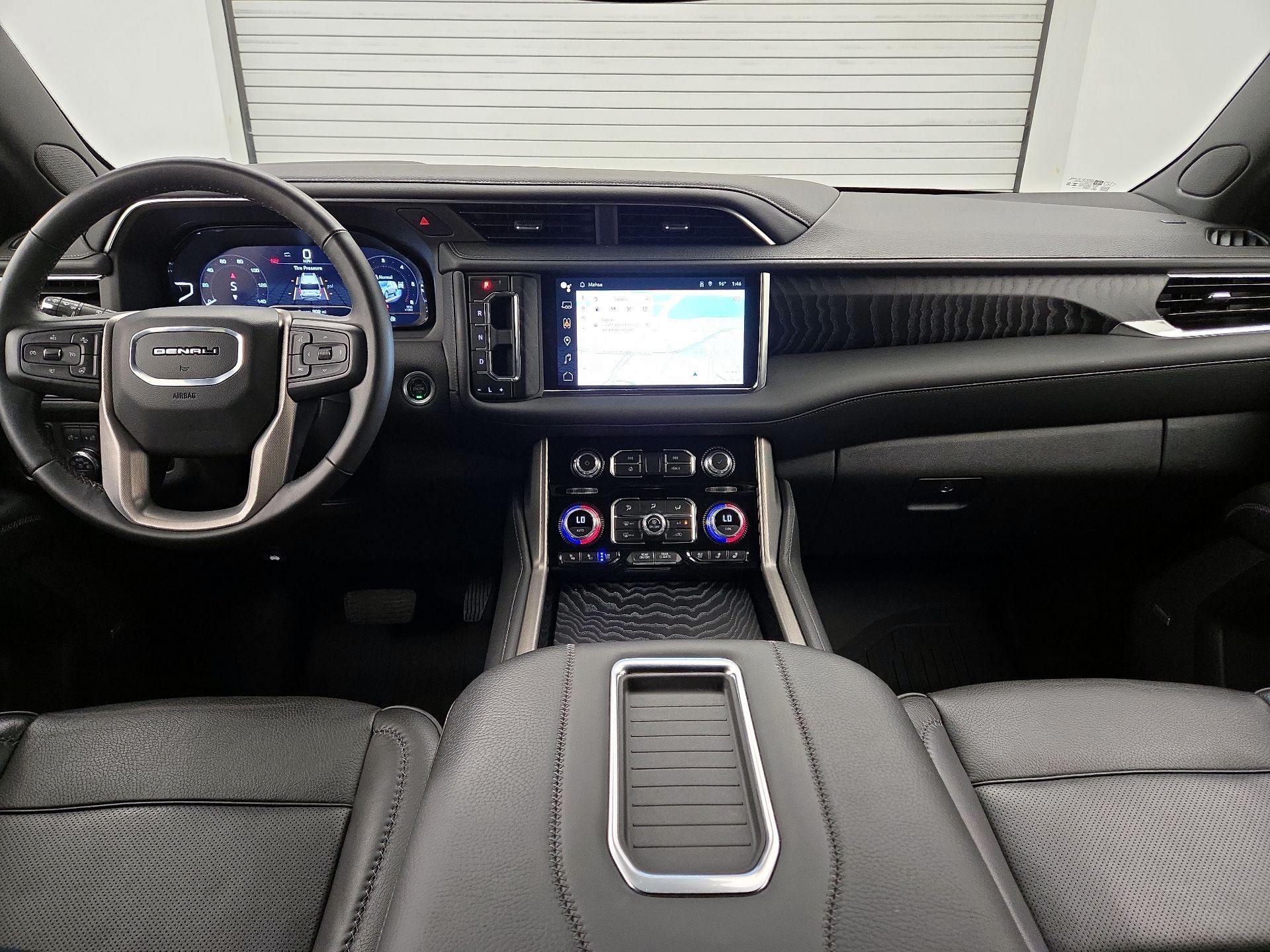 Thumbnail: 2024 GMC Yukon XL - 8