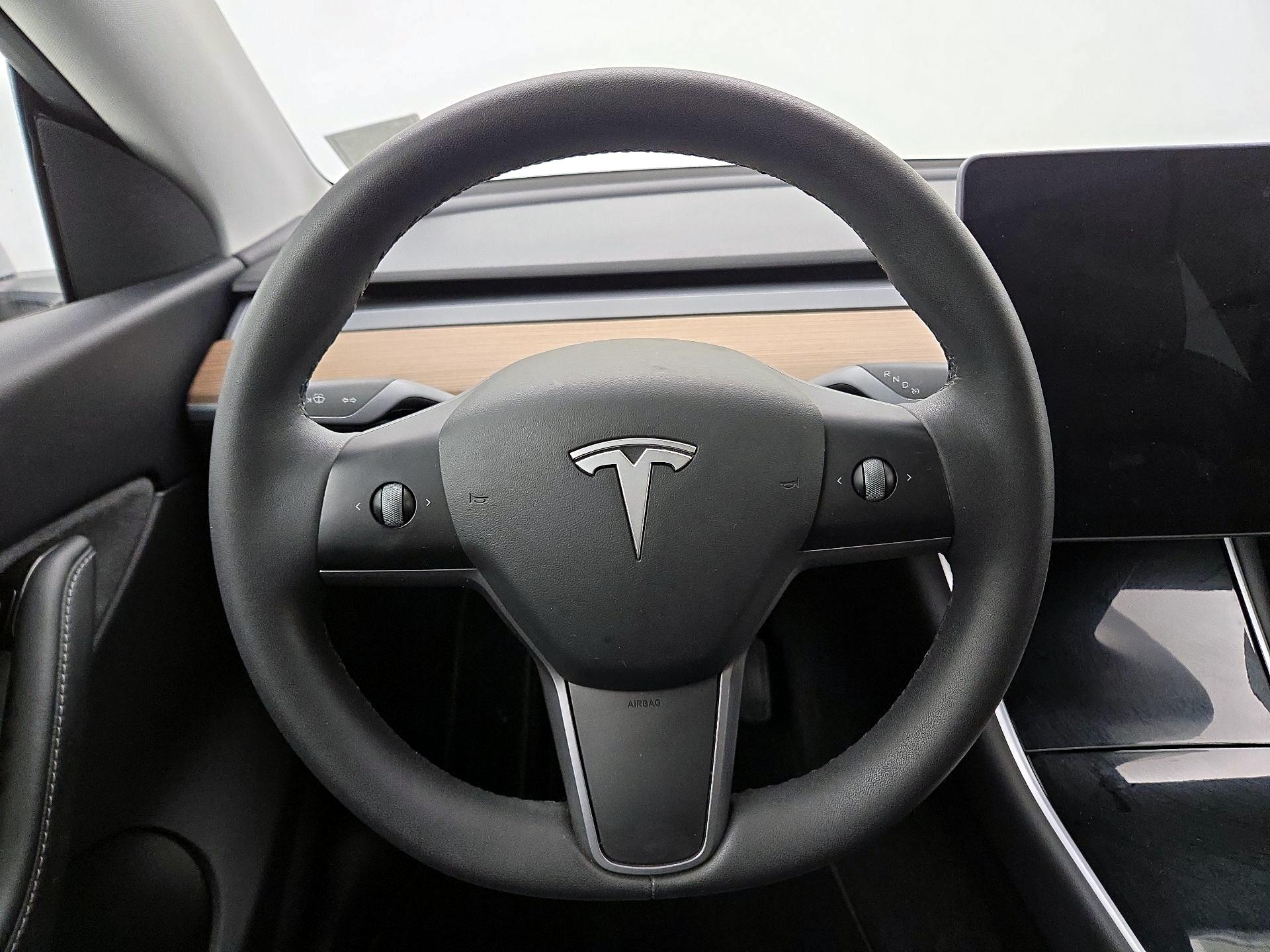 Thumbnail: 2021 Tesla Model Y - 10
