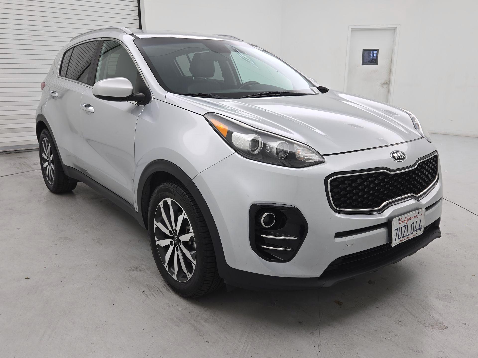 Thumbnail: 2017 Kia Sportage - 1