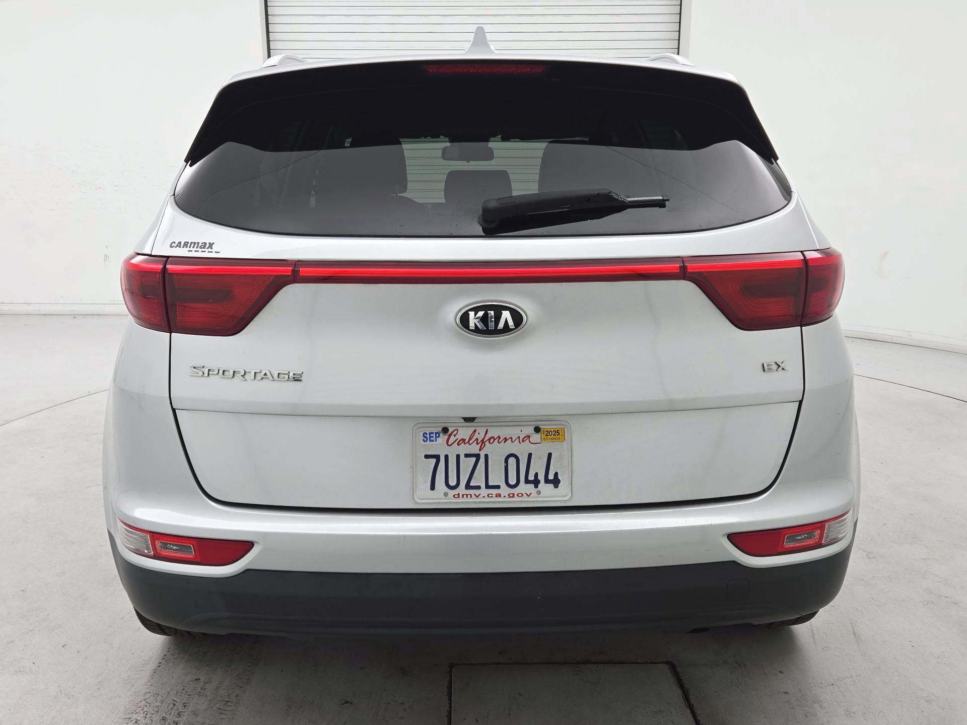 Thumbnail: 2017 Kia Sportage - 6