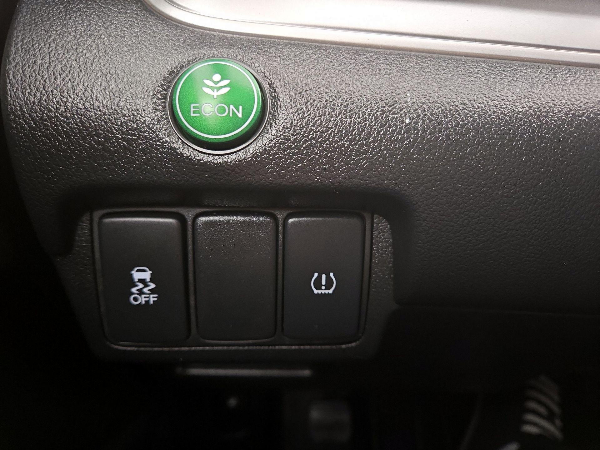 Thumbnail: 2016 Honda CR-V - 11