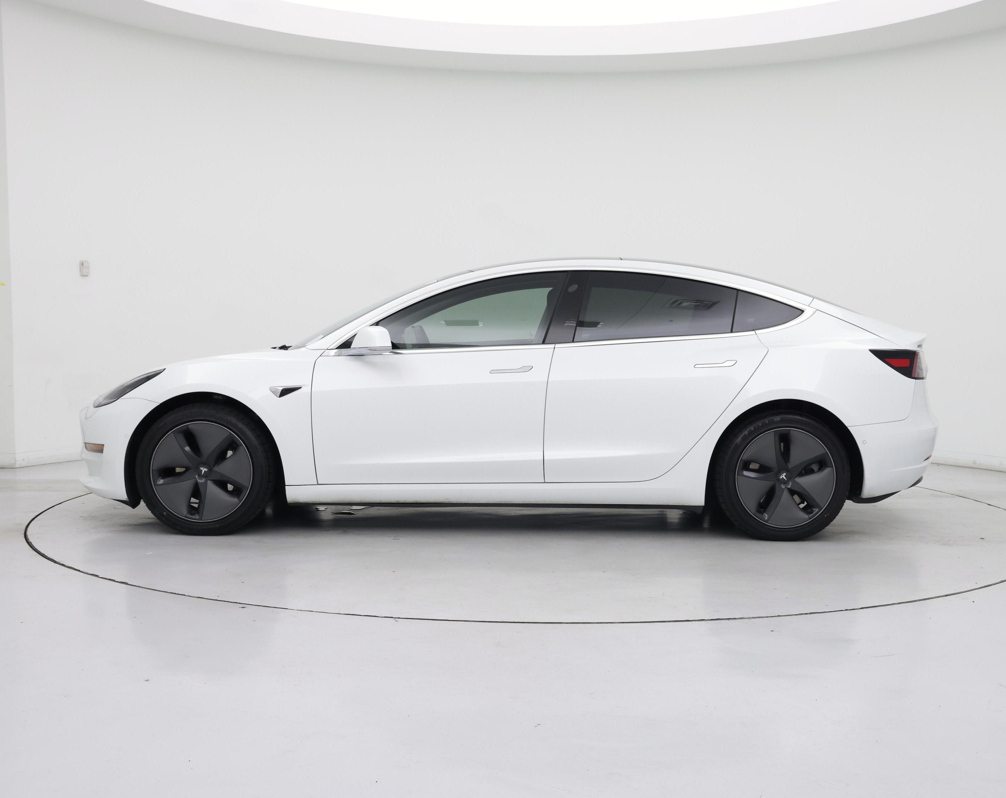 Thumbnail: 2020 Tesla Model 3 - 3