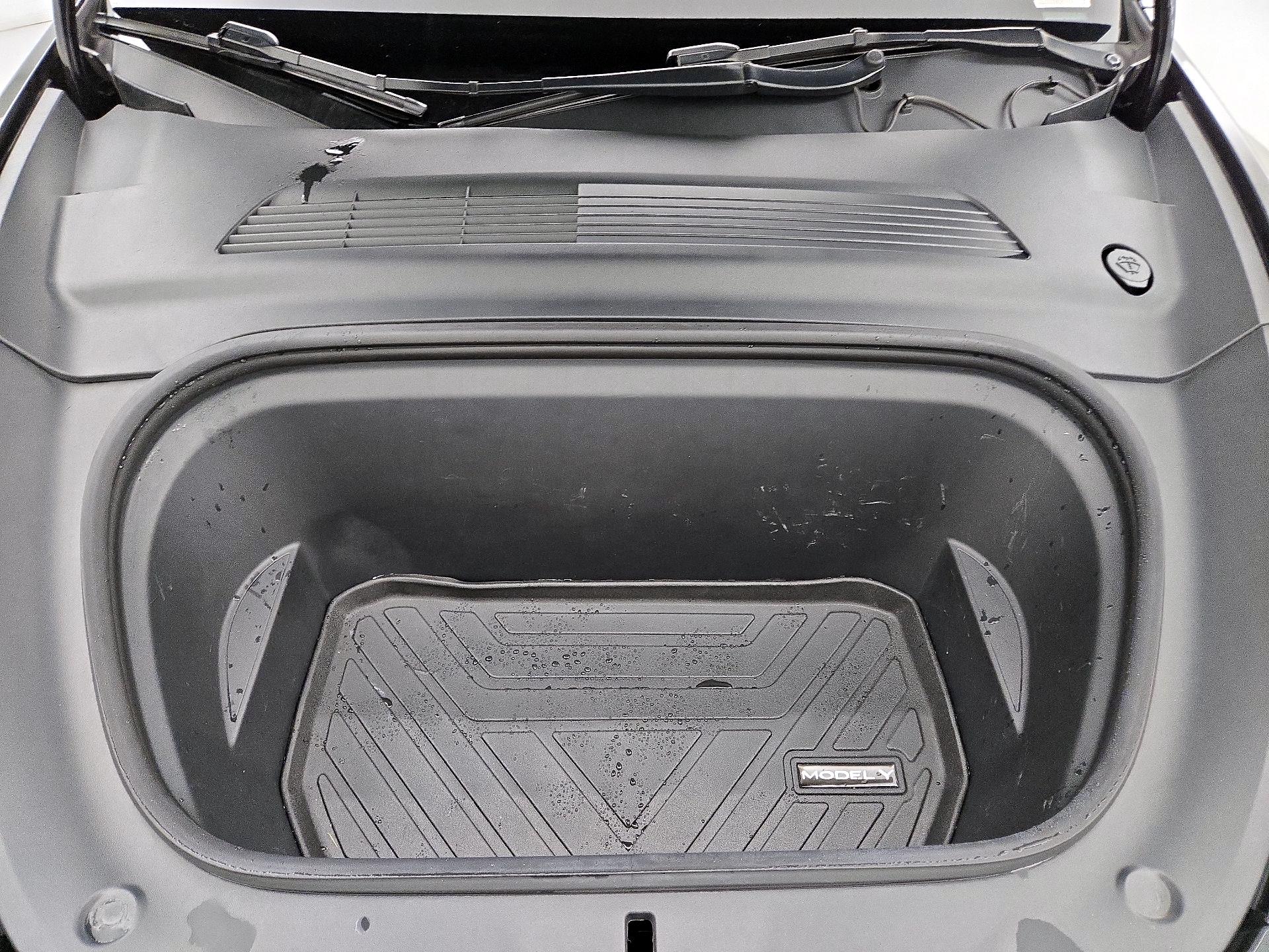 Thumbnail: 2021 Tesla Model Y - 20