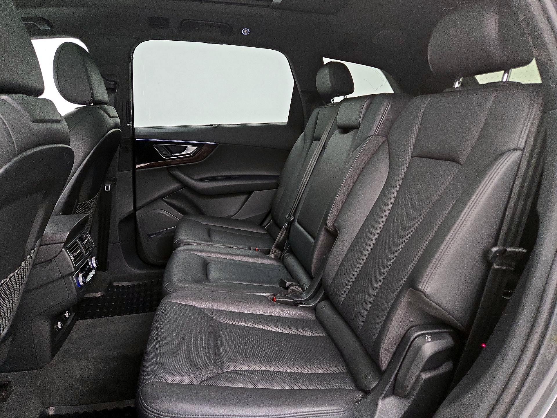 Thumbnail: 2018 Audi Q7 - 19