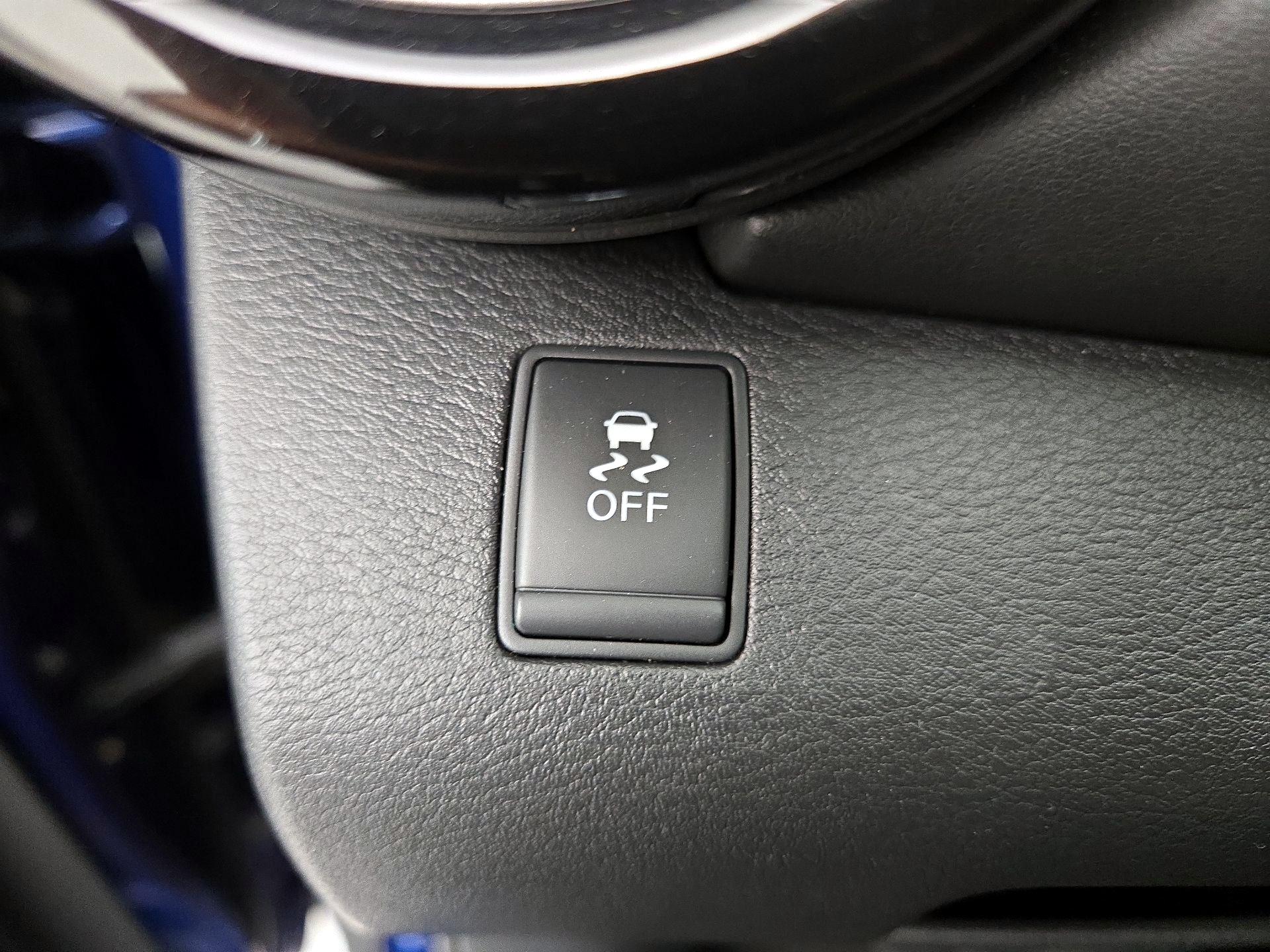 Thumbnail: 2019 Nissan Kicks - 11