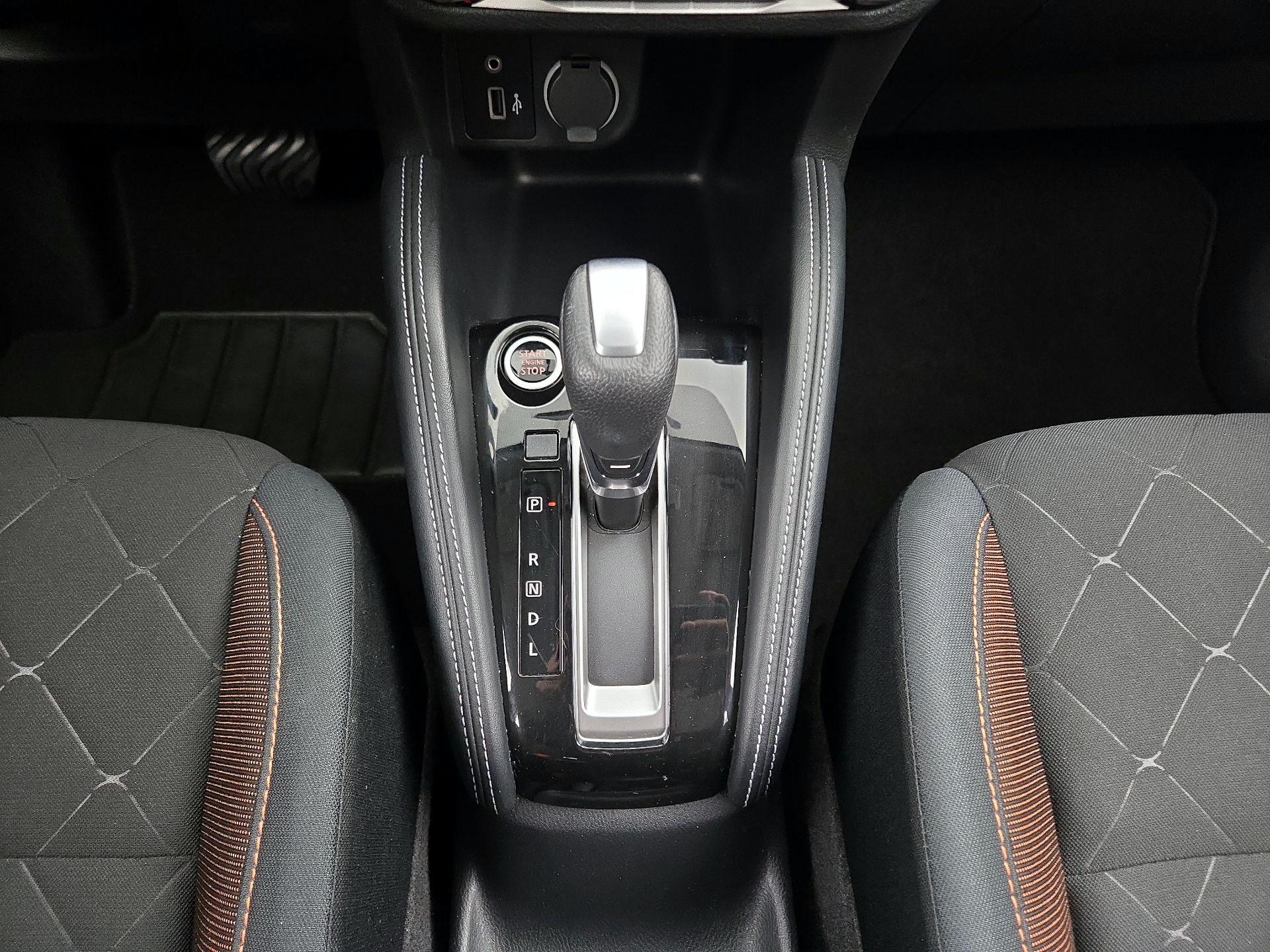 Thumbnail: 2019 Nissan Kicks - 15
