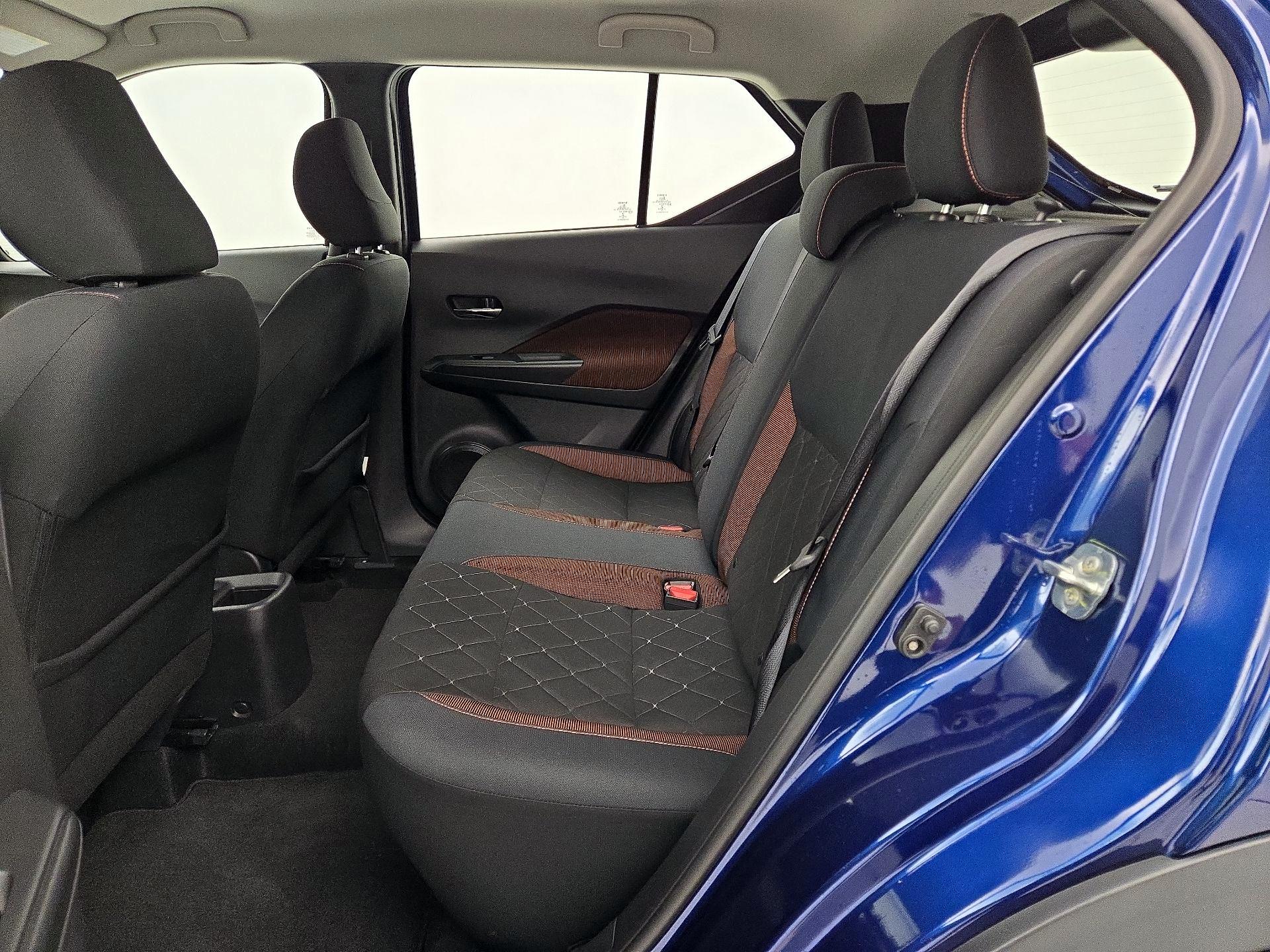 Thumbnail: 2019 Nissan Kicks - 17