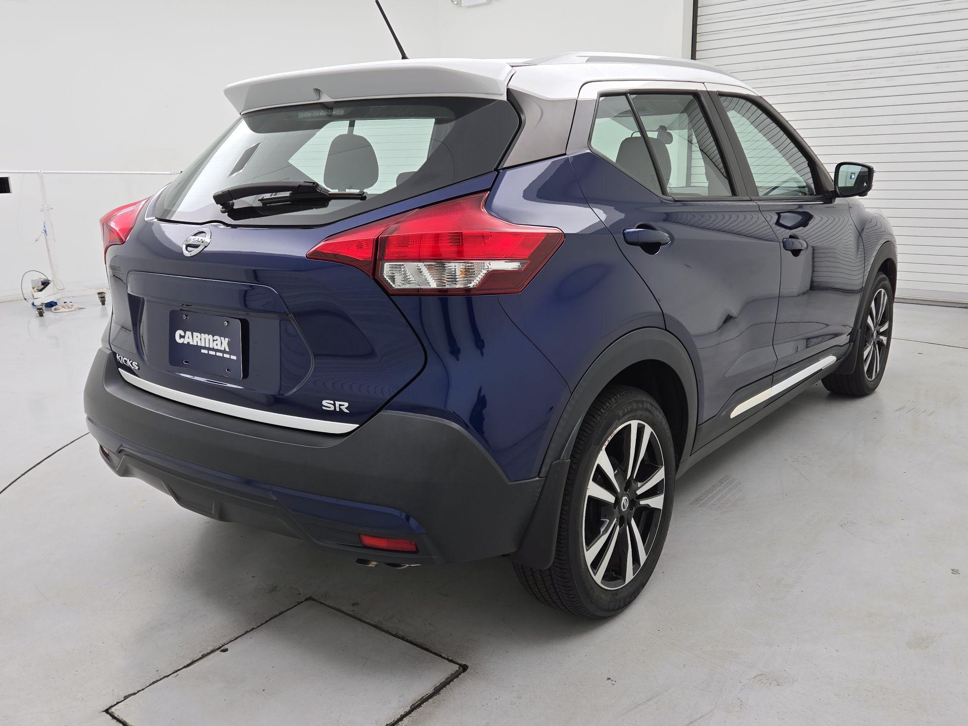 Thumbnail: 2019 Nissan Kicks - 5