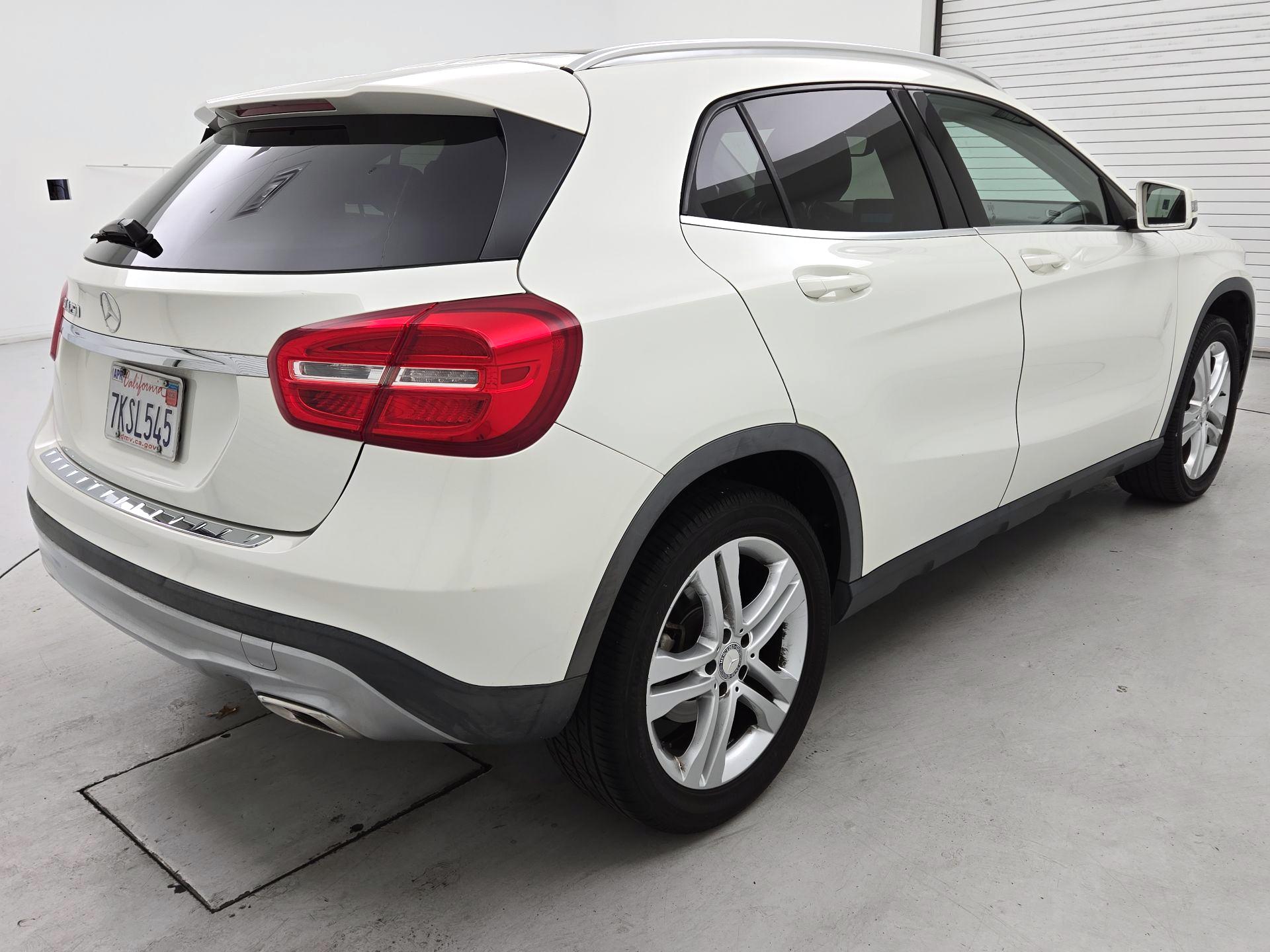 Thumbnail: 2015 Mercedes-Benz GLA - 5