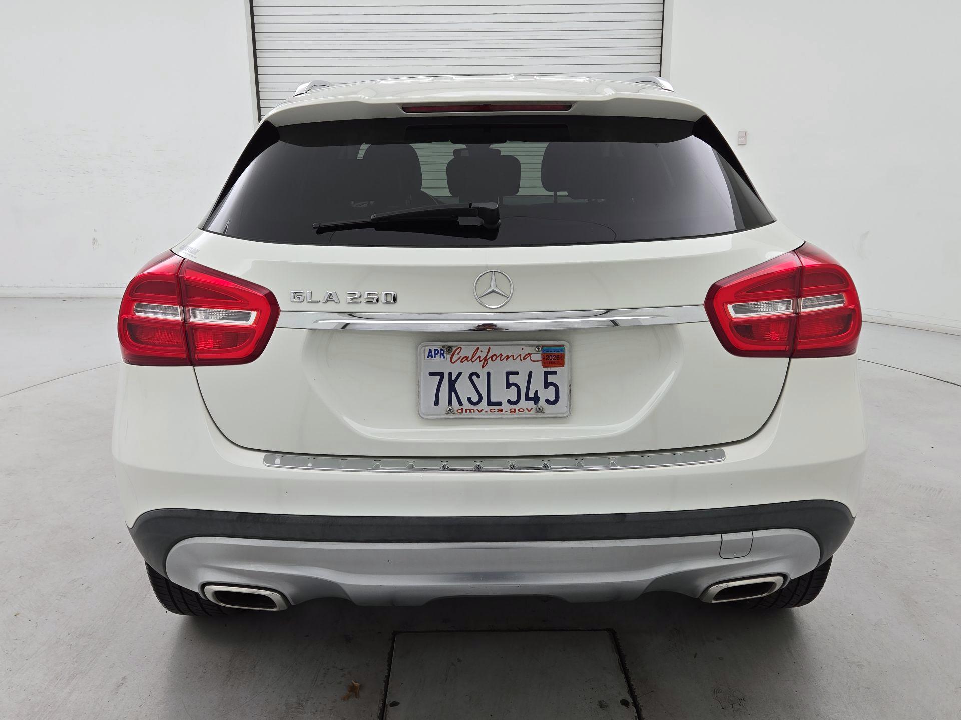 Thumbnail: 2015 Mercedes-Benz GLA - 6