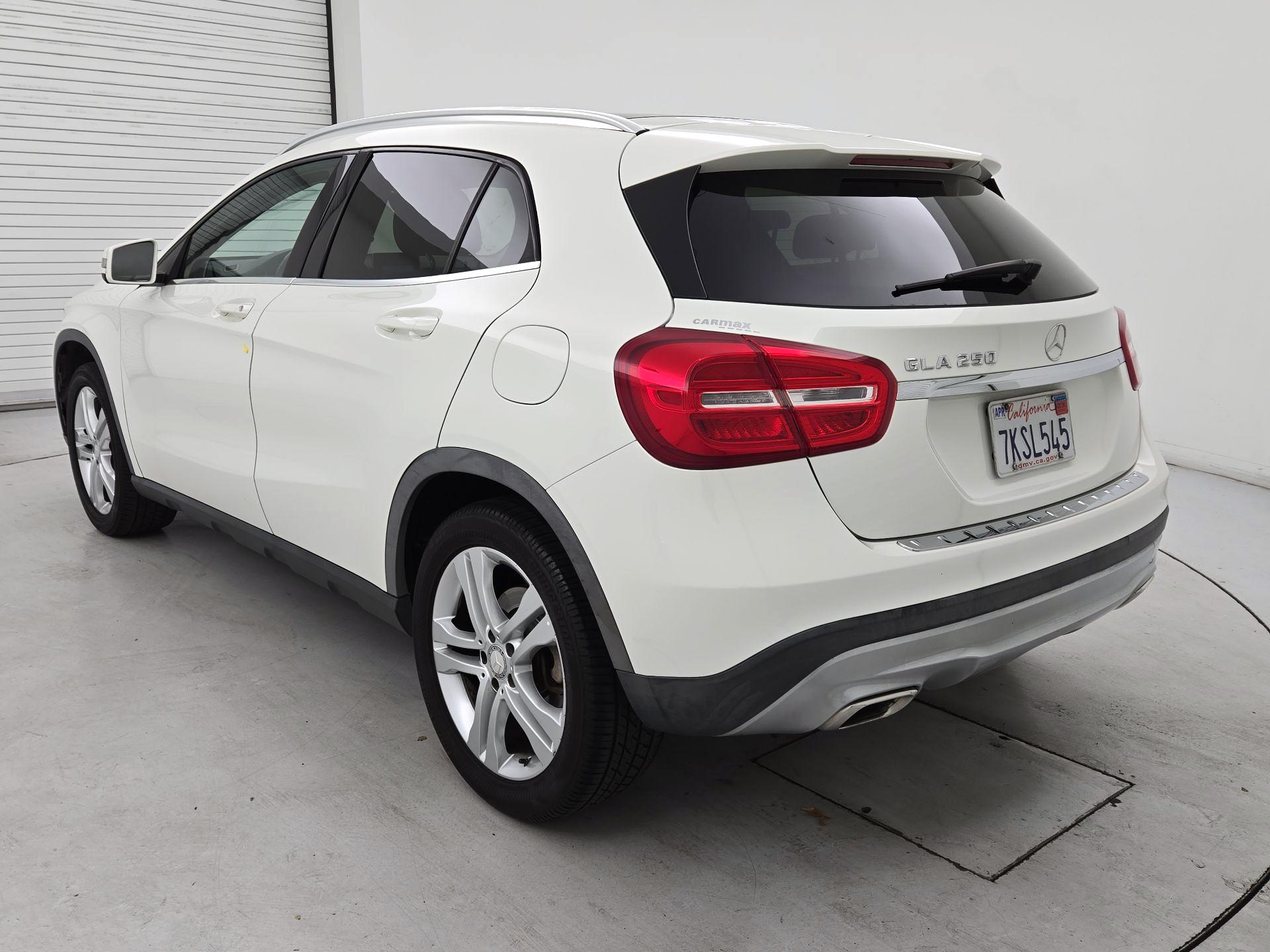 Thumbnail: 2015 Mercedes-Benz GLA - 7