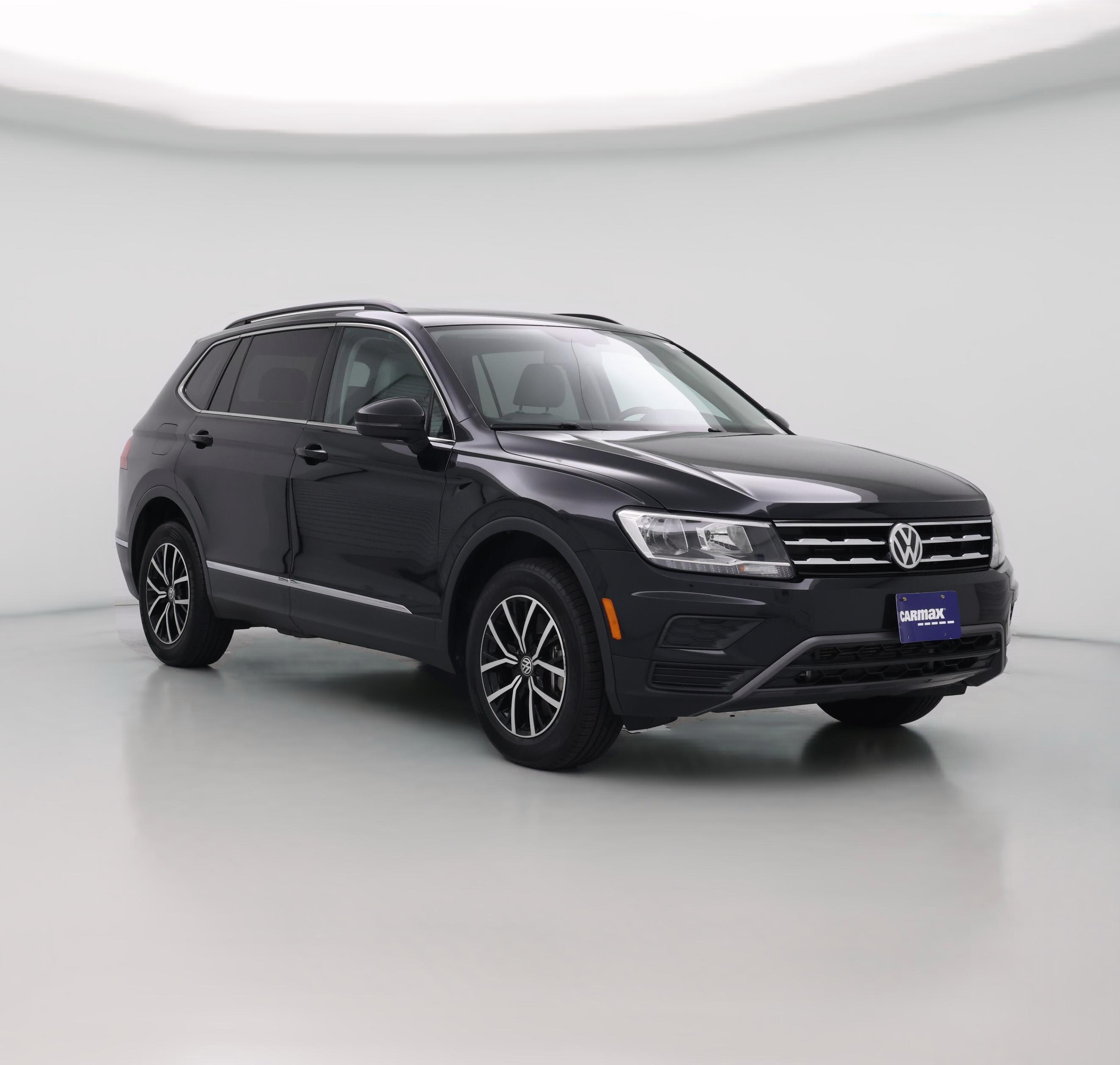 Thumbnail: 2021 Volkswagen Tiguan - 1