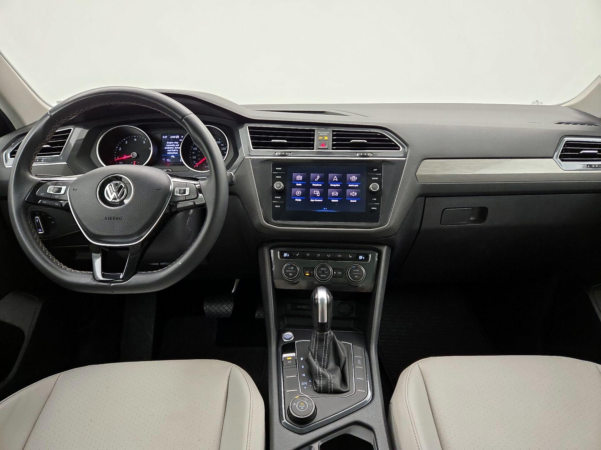 Thumbnail: 2021 Volkswagen Tiguan - 9