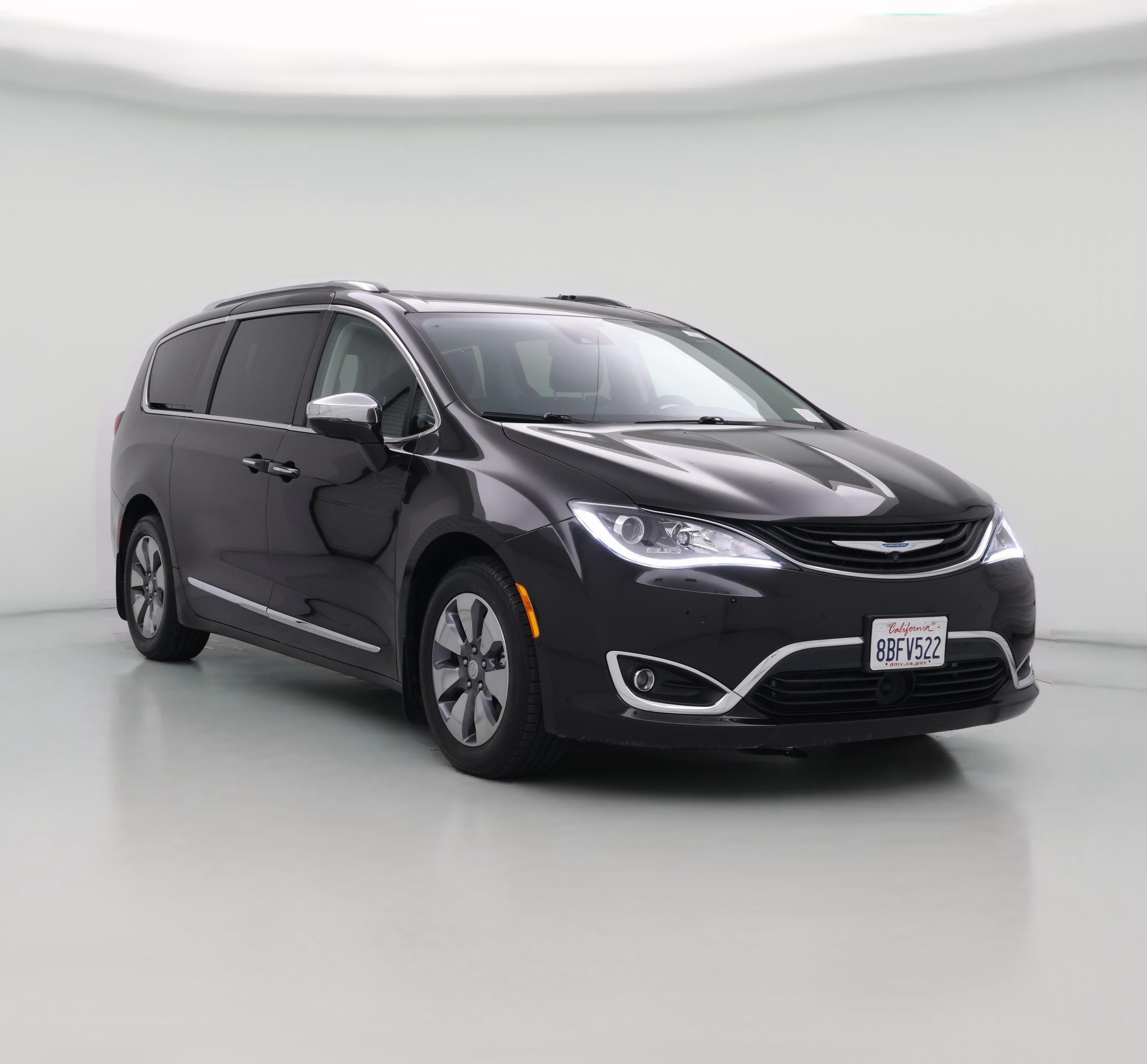 Thumbnail: 2018 Chrysler Pacifica - 1