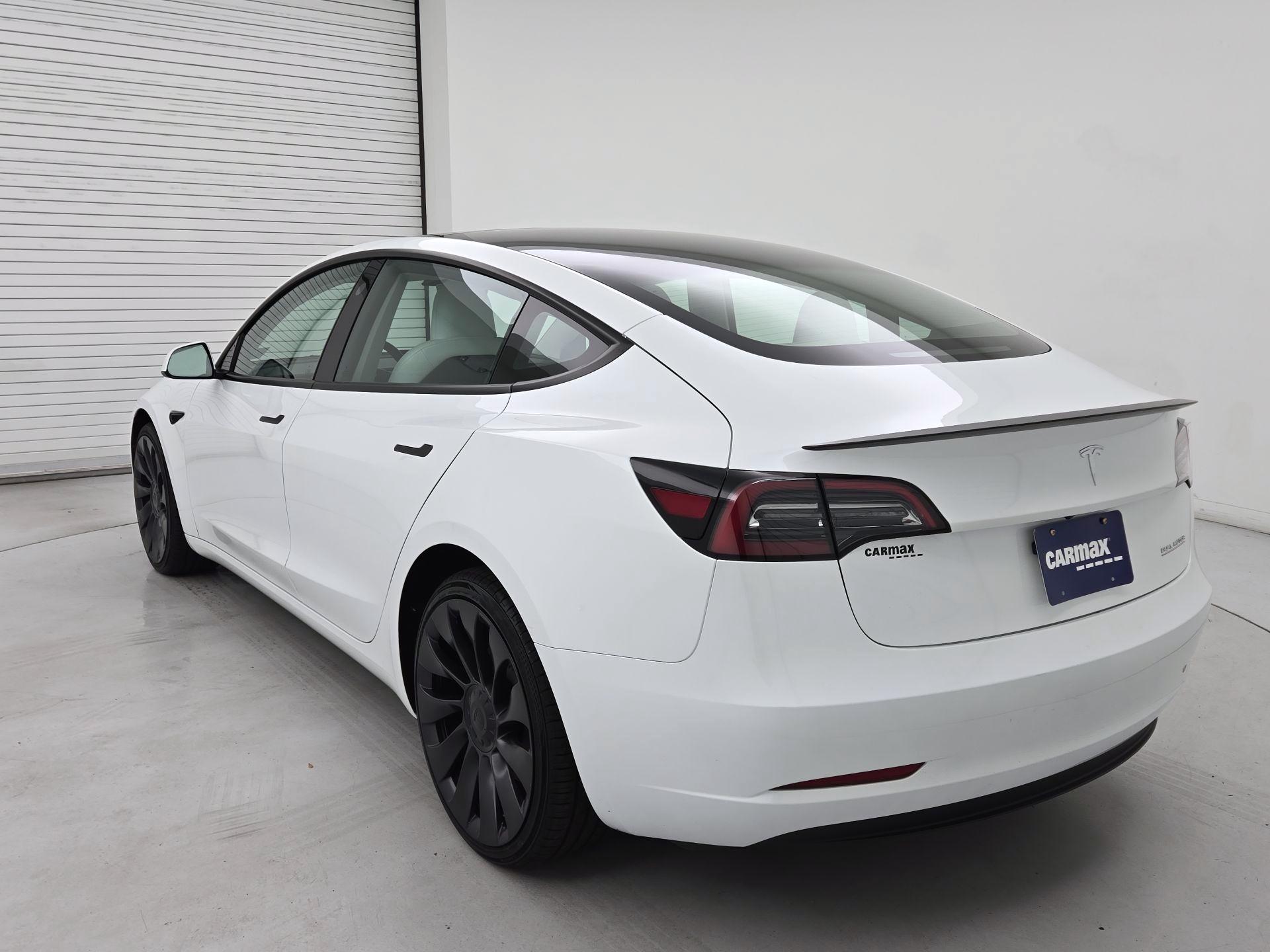 Thumbnail: 2023 Tesla Model 3 - 7