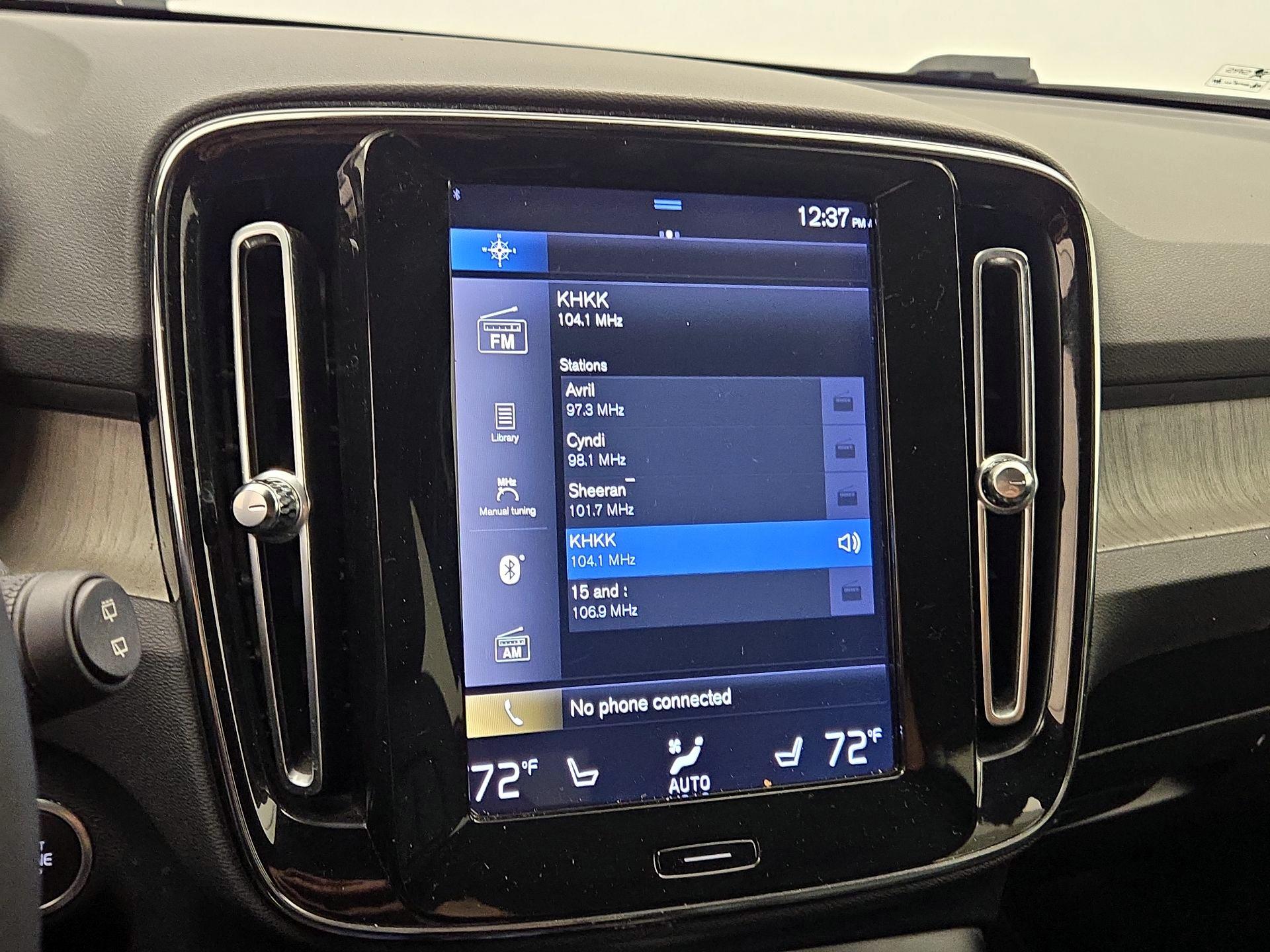 Thumbnail: 2019 Volvo XC40 - 16
