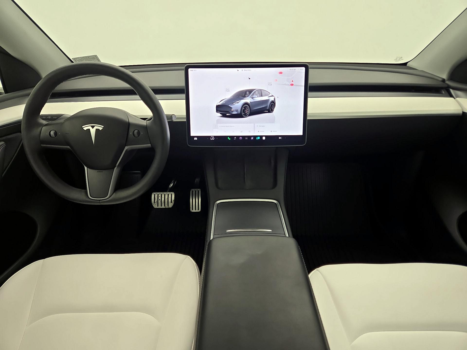 Thumbnail: 2023 Tesla Model Y - 9