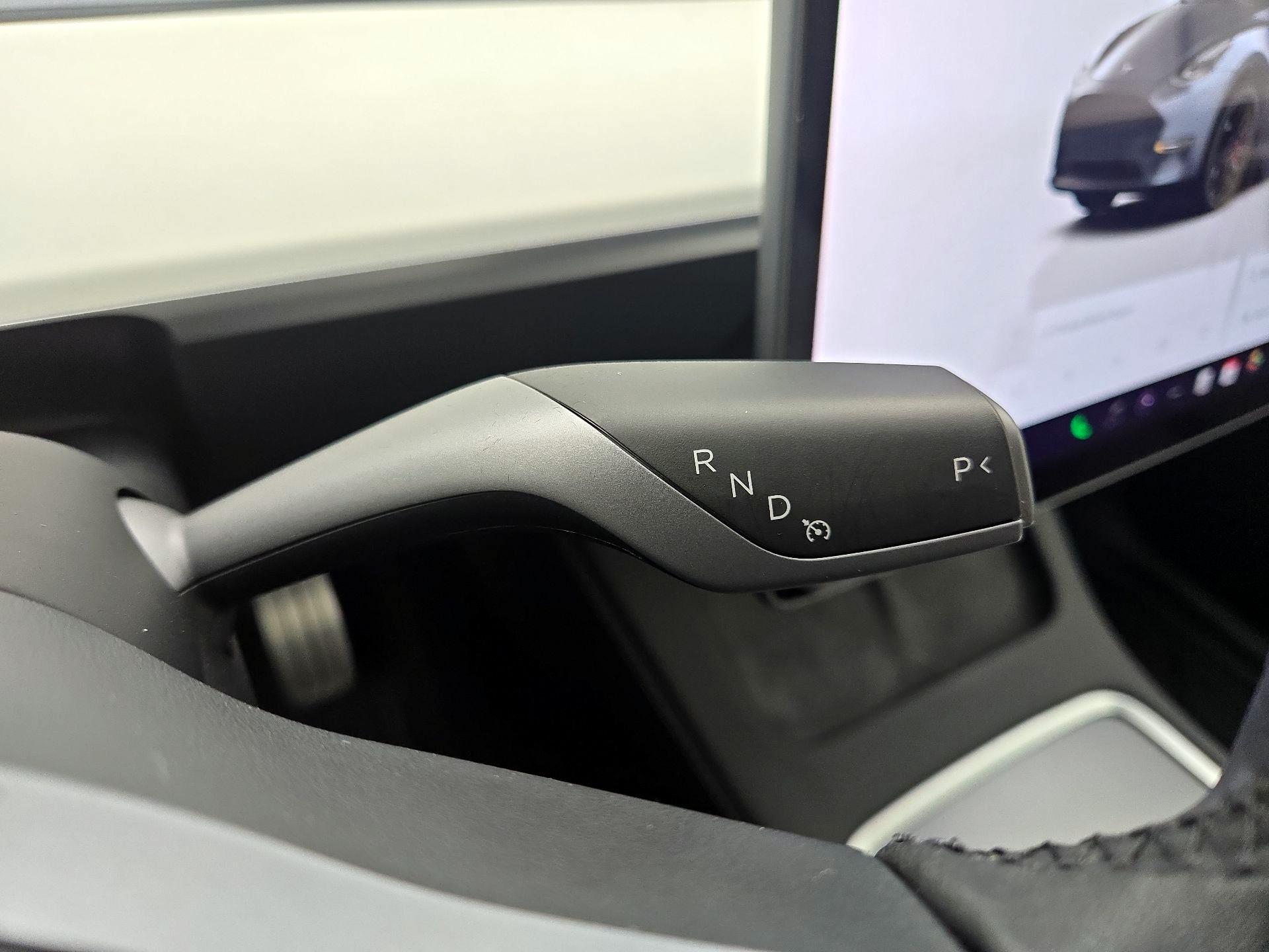 Thumbnail: 2023 Tesla Model Y - 17