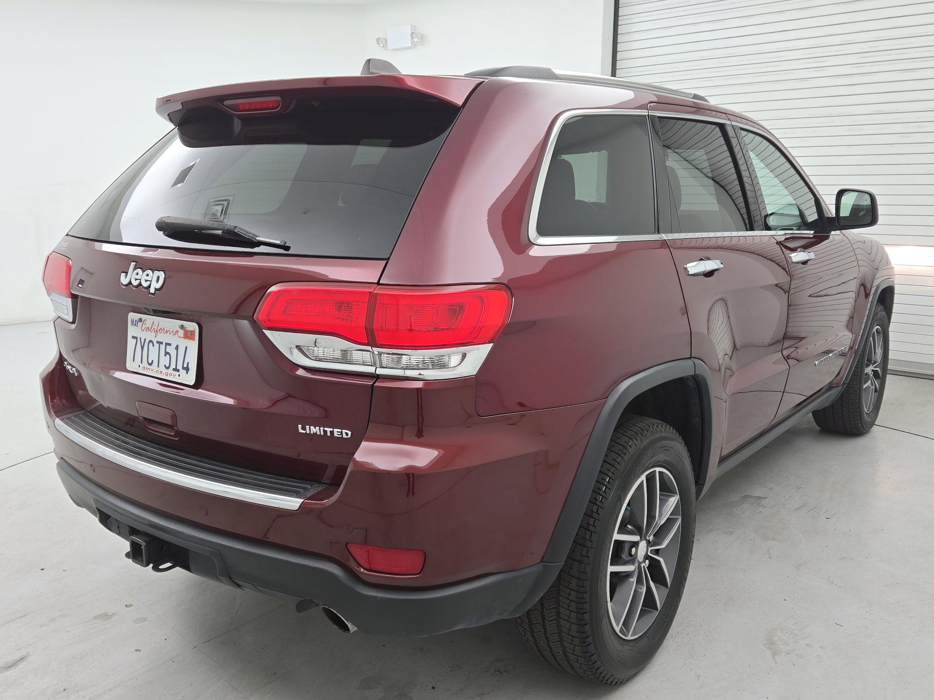 Thumbnail: 2017 Jeep Grand Cherokee - 5