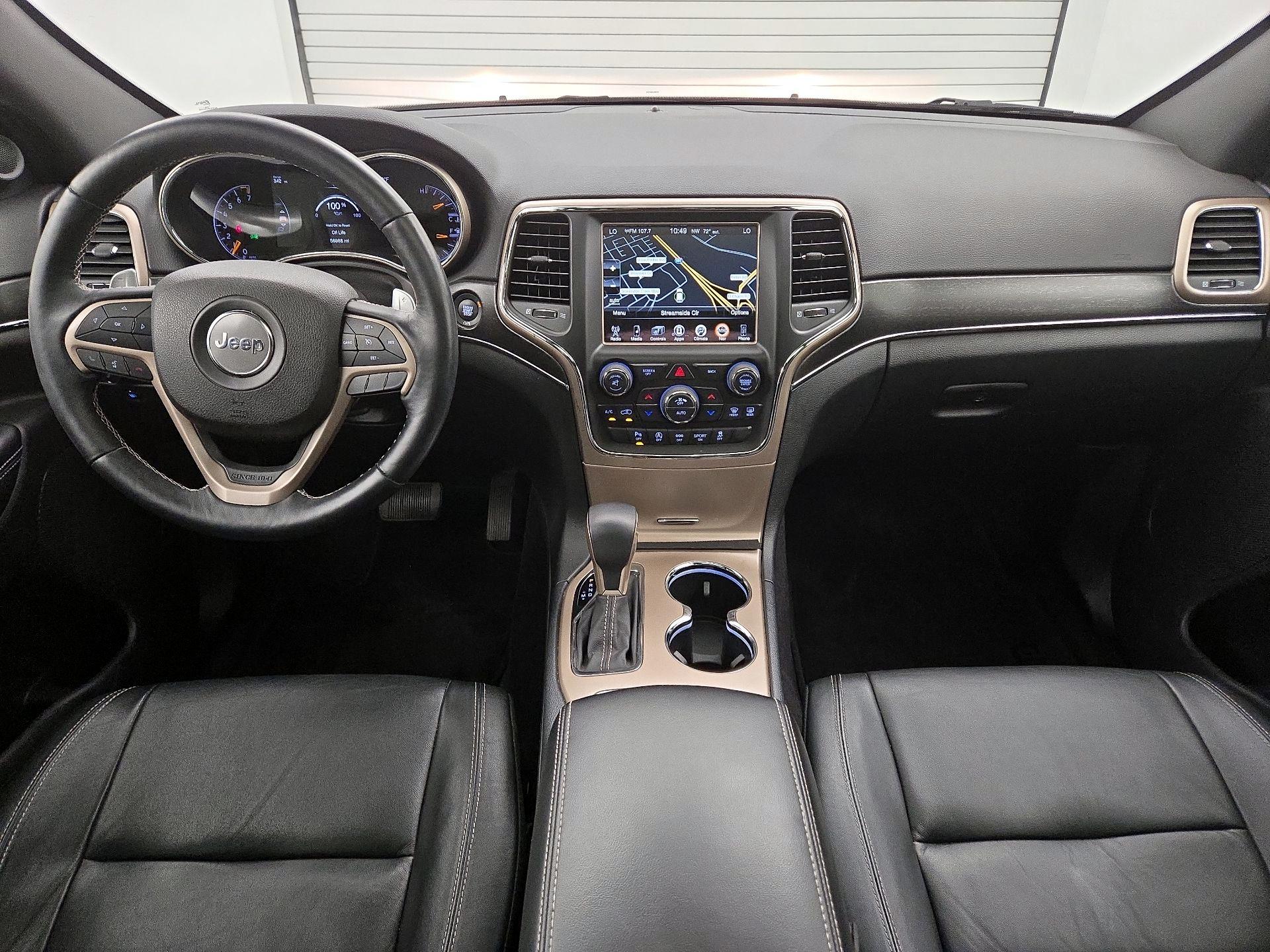 Thumbnail: 2017 Jeep Grand Cherokee - 8