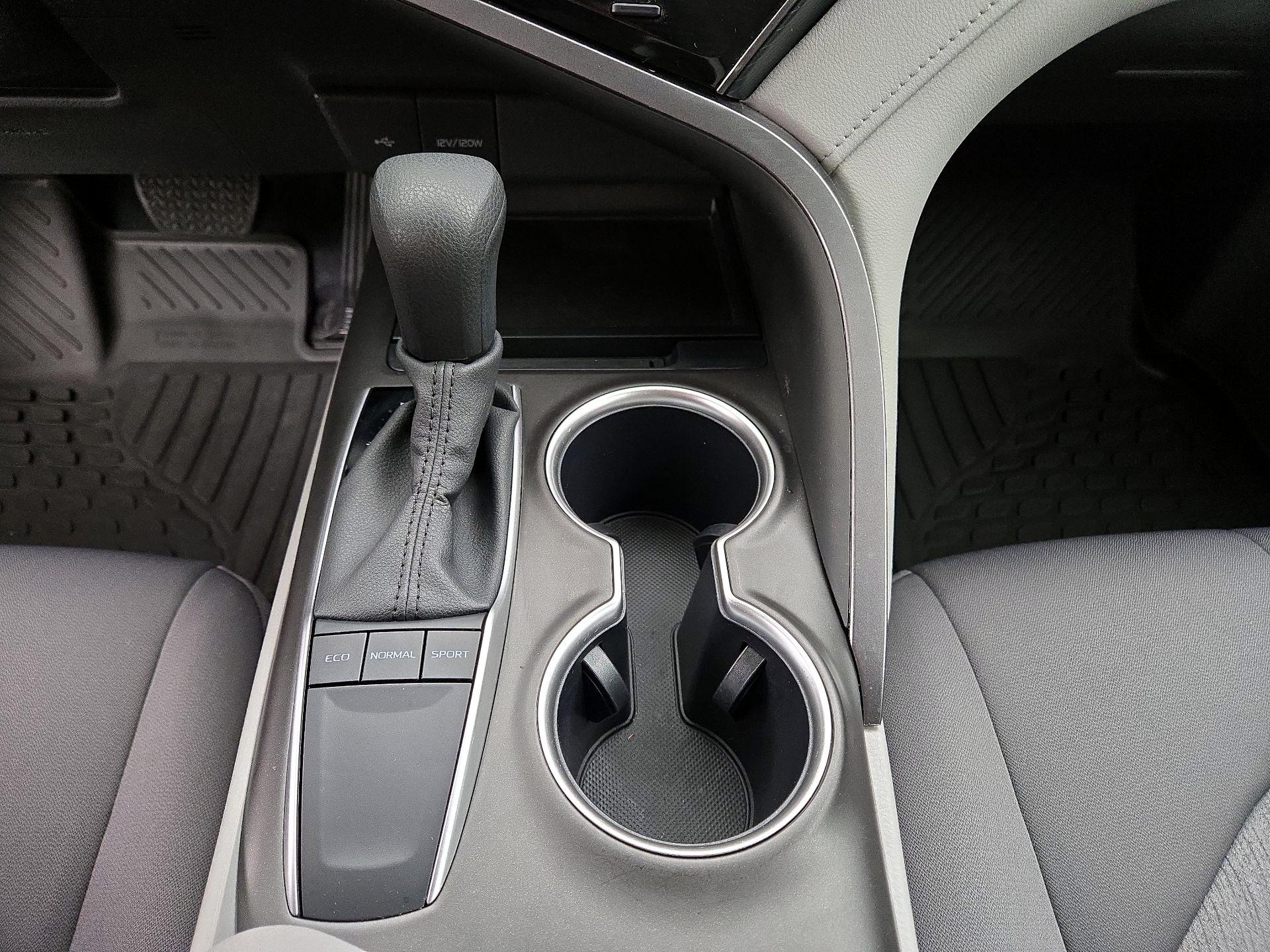 Thumbnail: 2024 Toyota Camry - 15