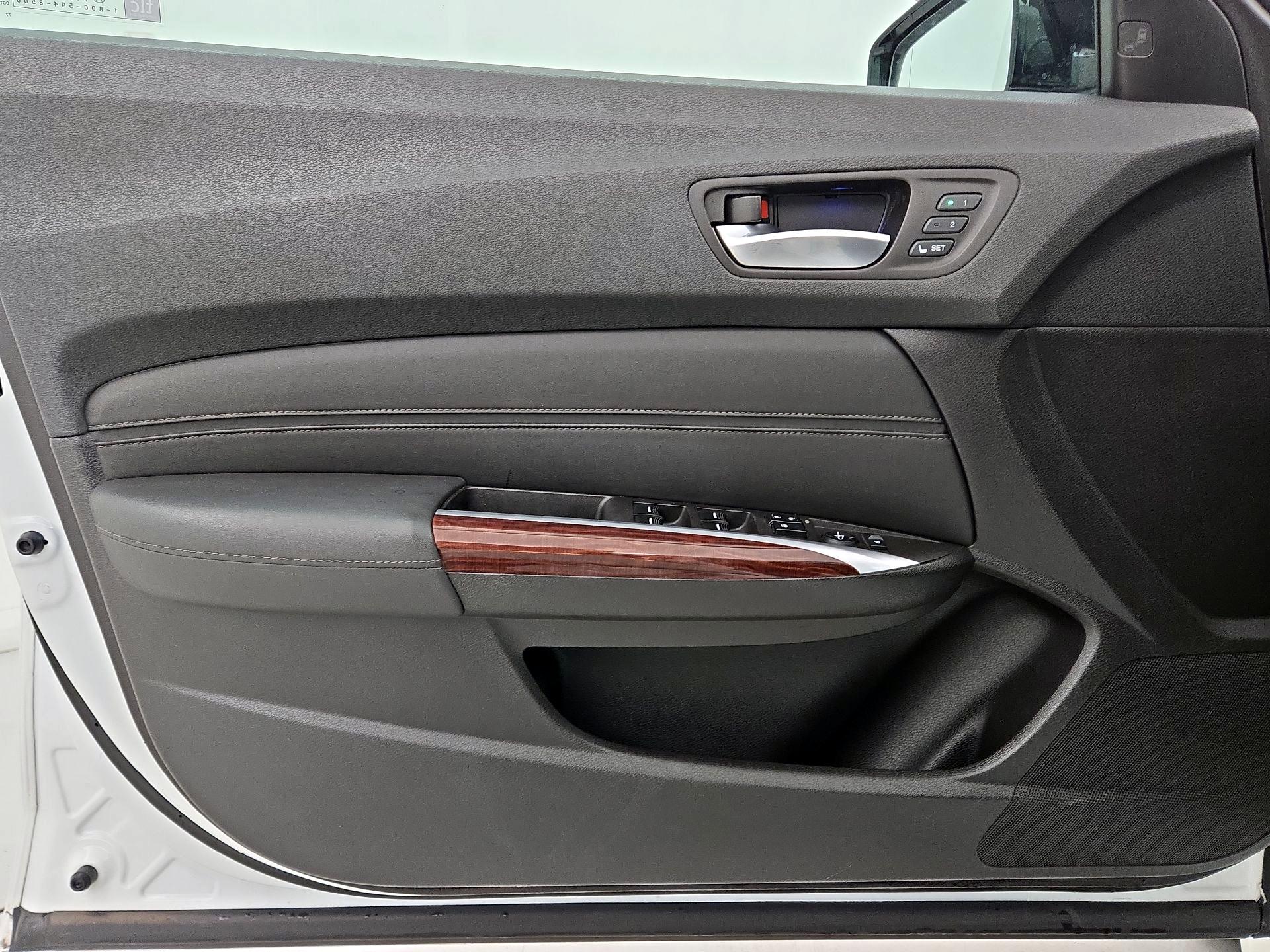 Thumbnail: 2015 Acura TLX - 12