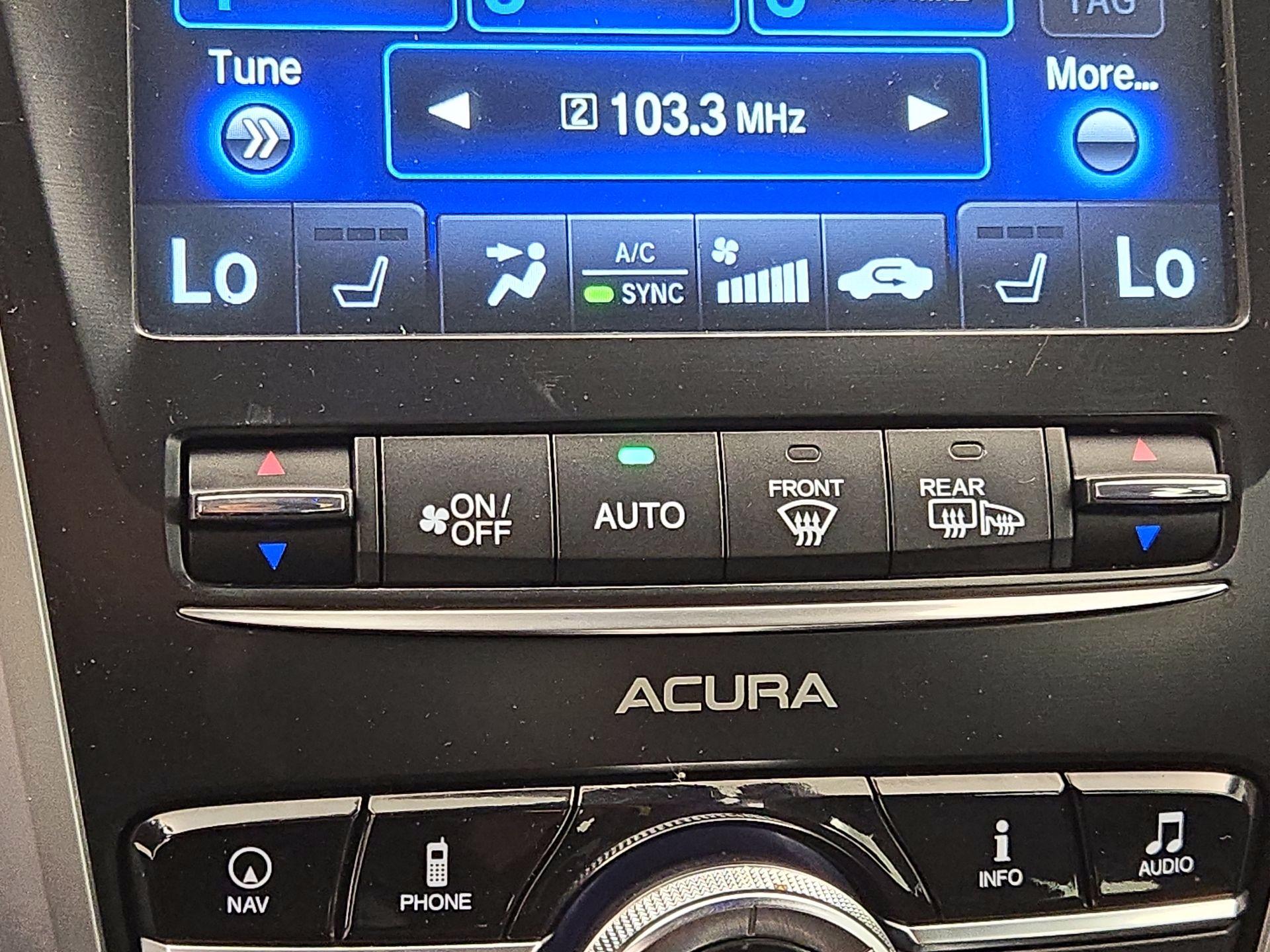 Thumbnail: 2015 Acura TLX - 17