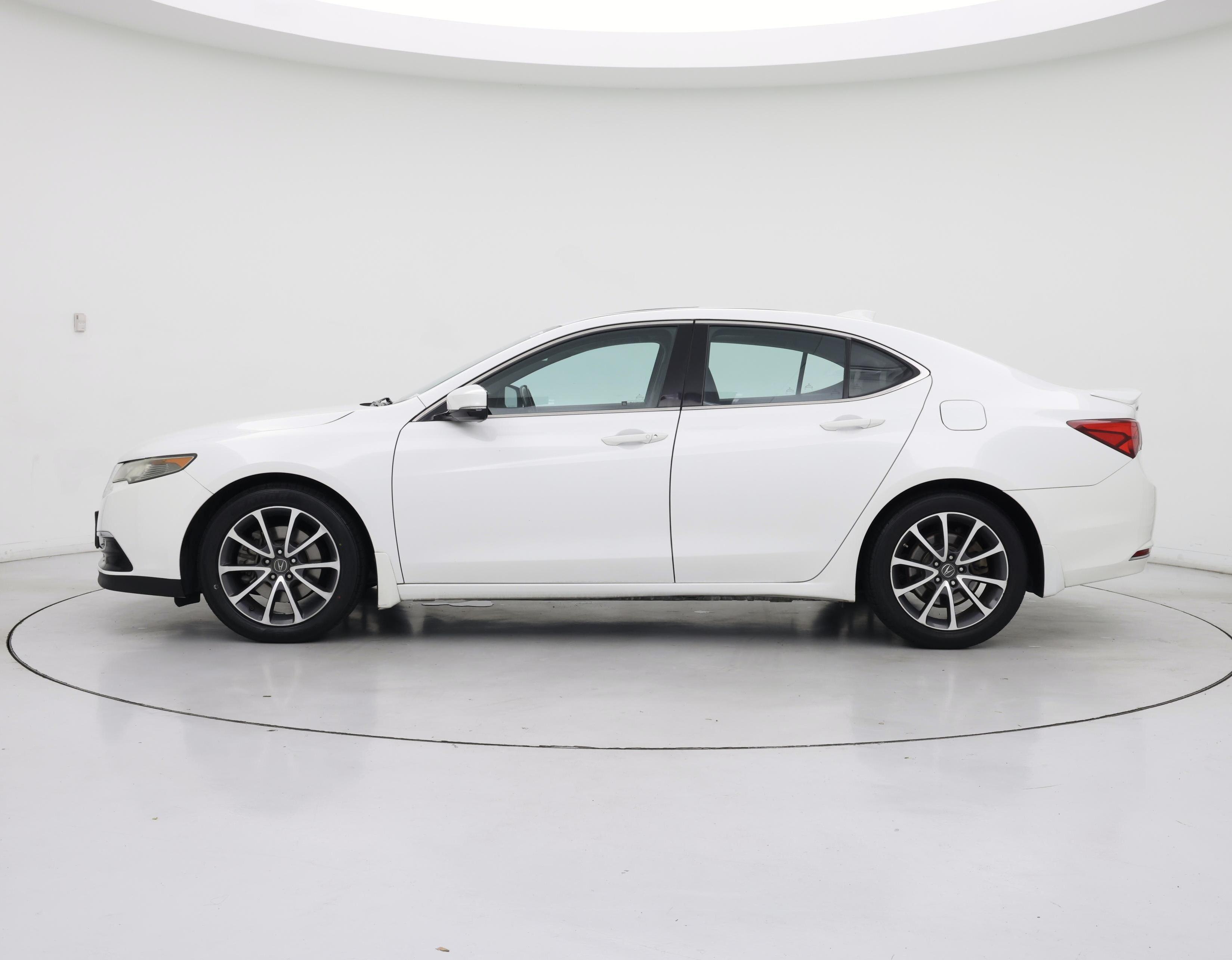 Thumbnail: 2015 Acura TLX - 3