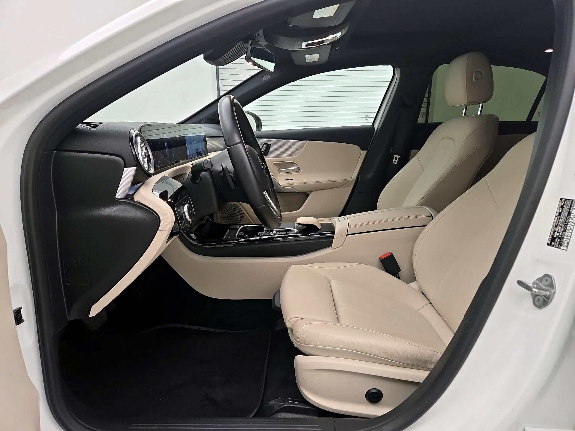 Thumbnail: 2021 Mercedes-Benz A-Class - 11